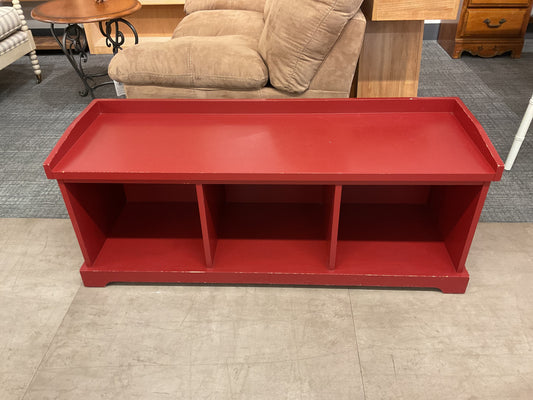 Red Robin Bench