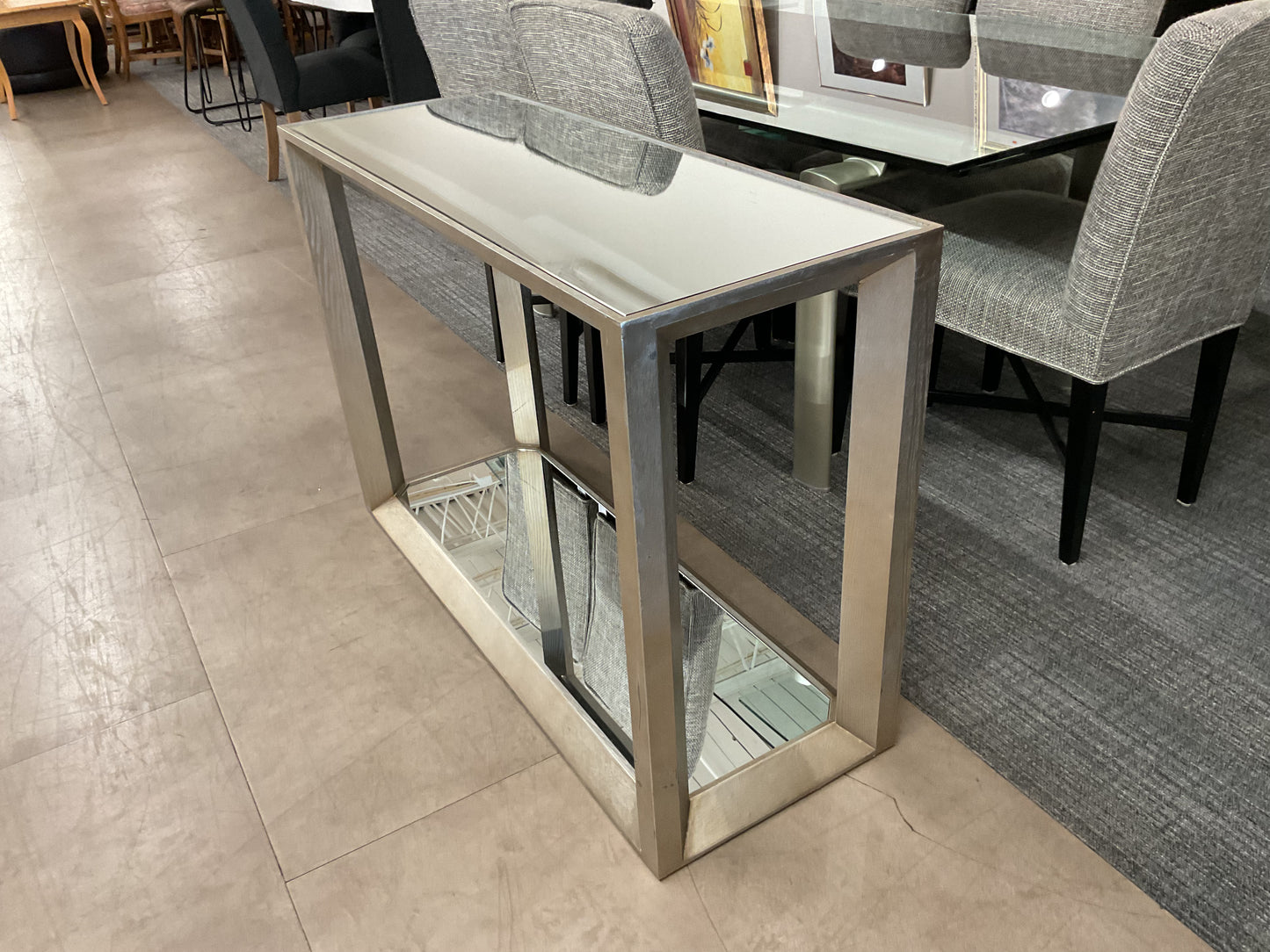 Gallory Mirror Side Table