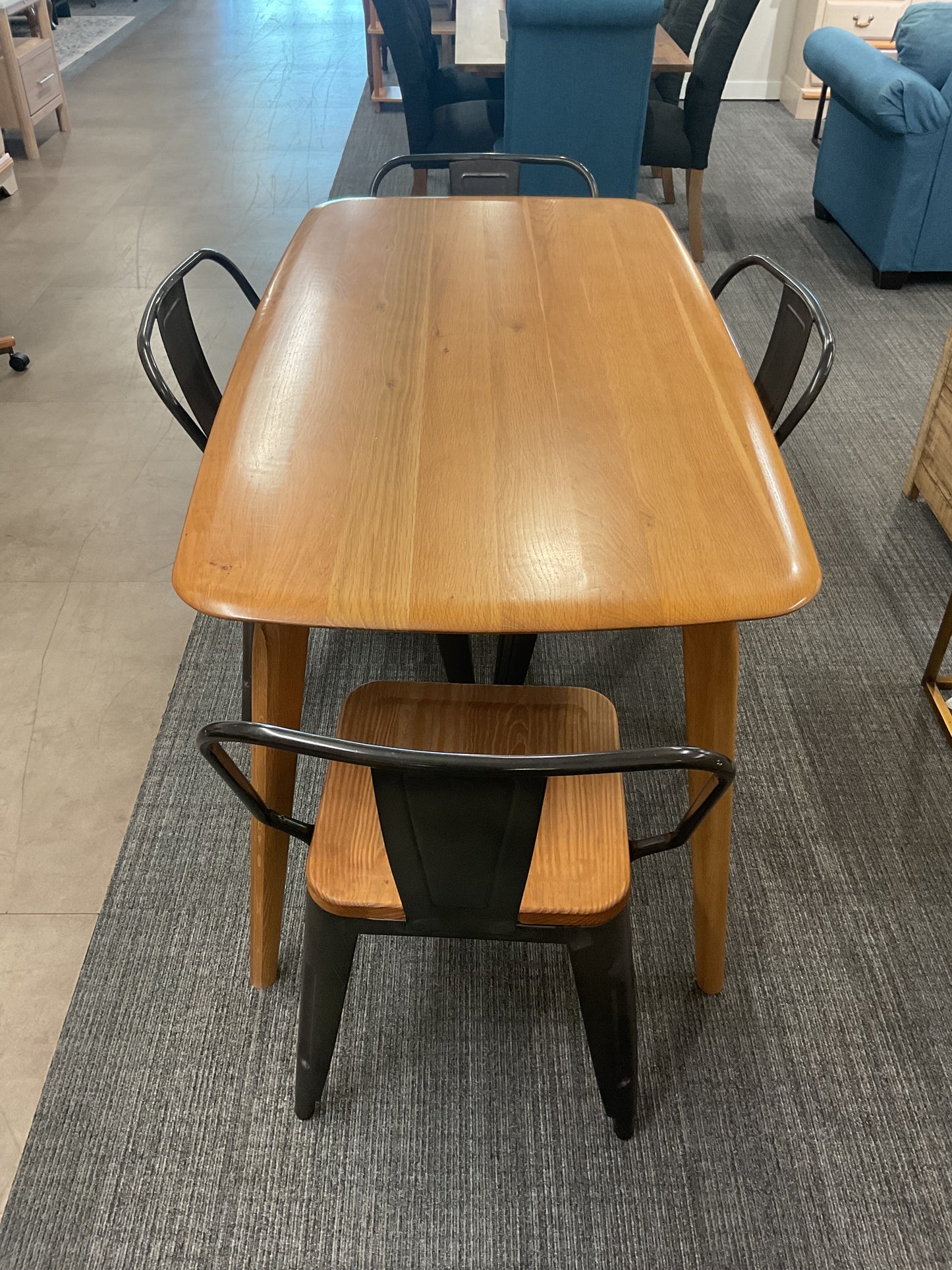 Yum Yum Dining Set
