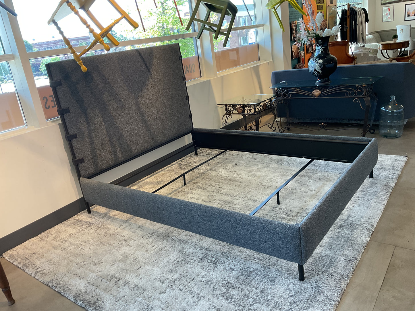 Four Dreams Queen Bed (B038)