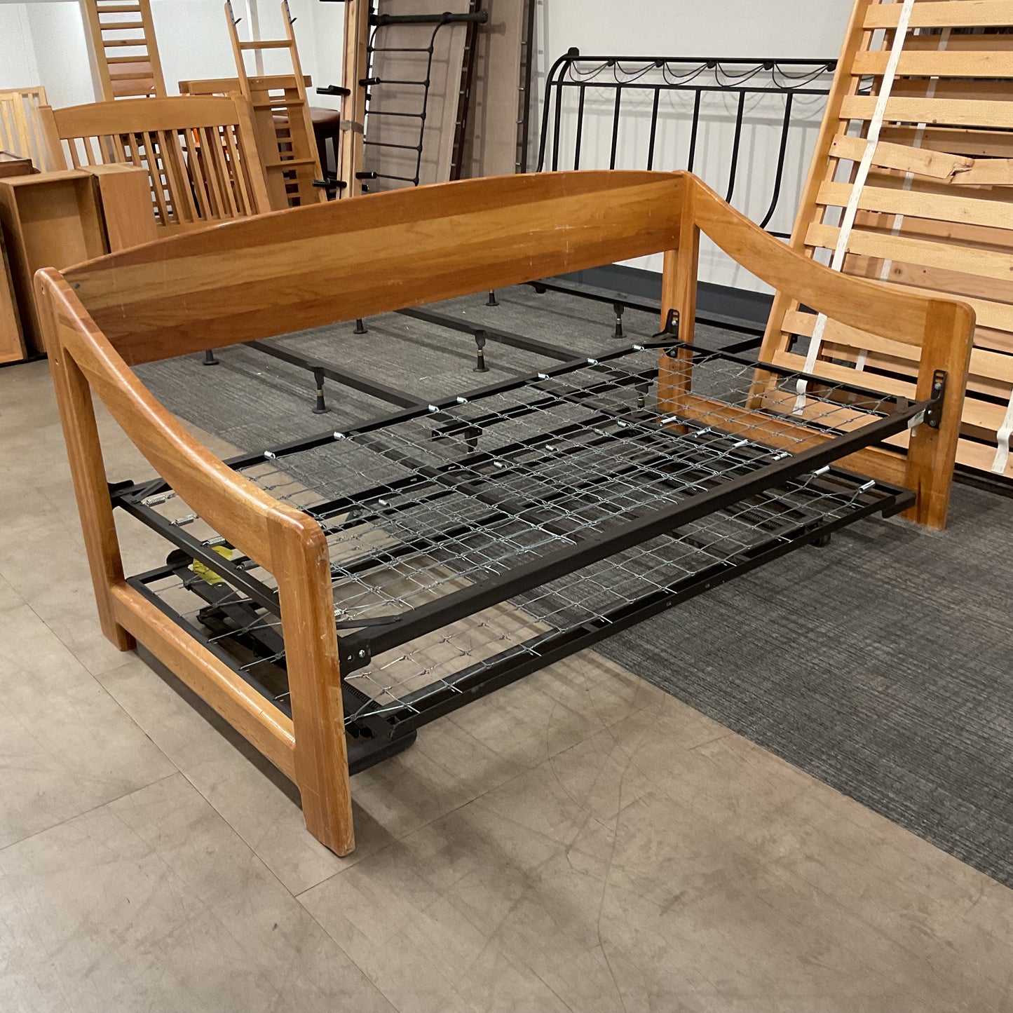 Most Simple Twin Bed (B039)