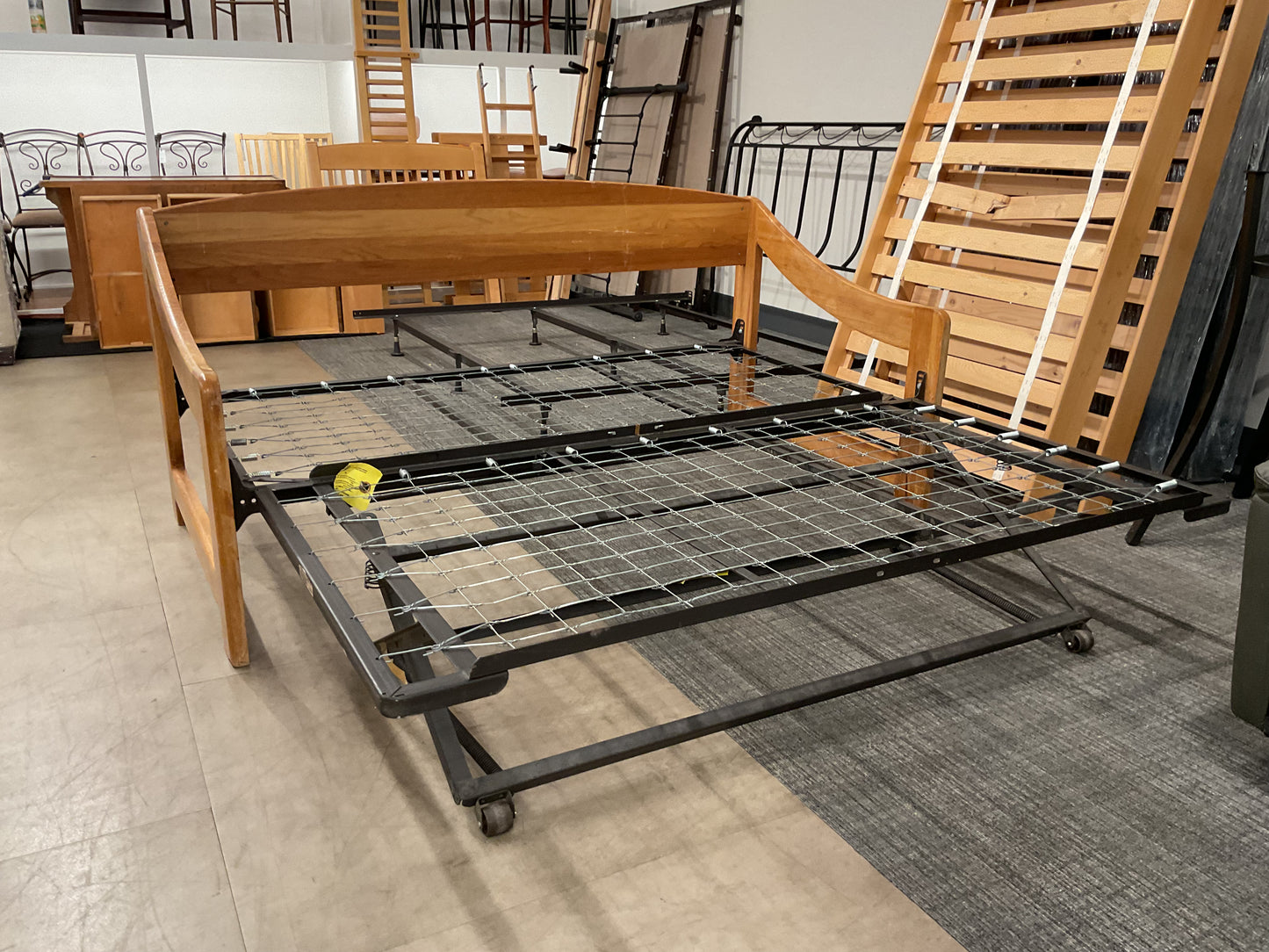 Most Simple Twin Bed (B039)