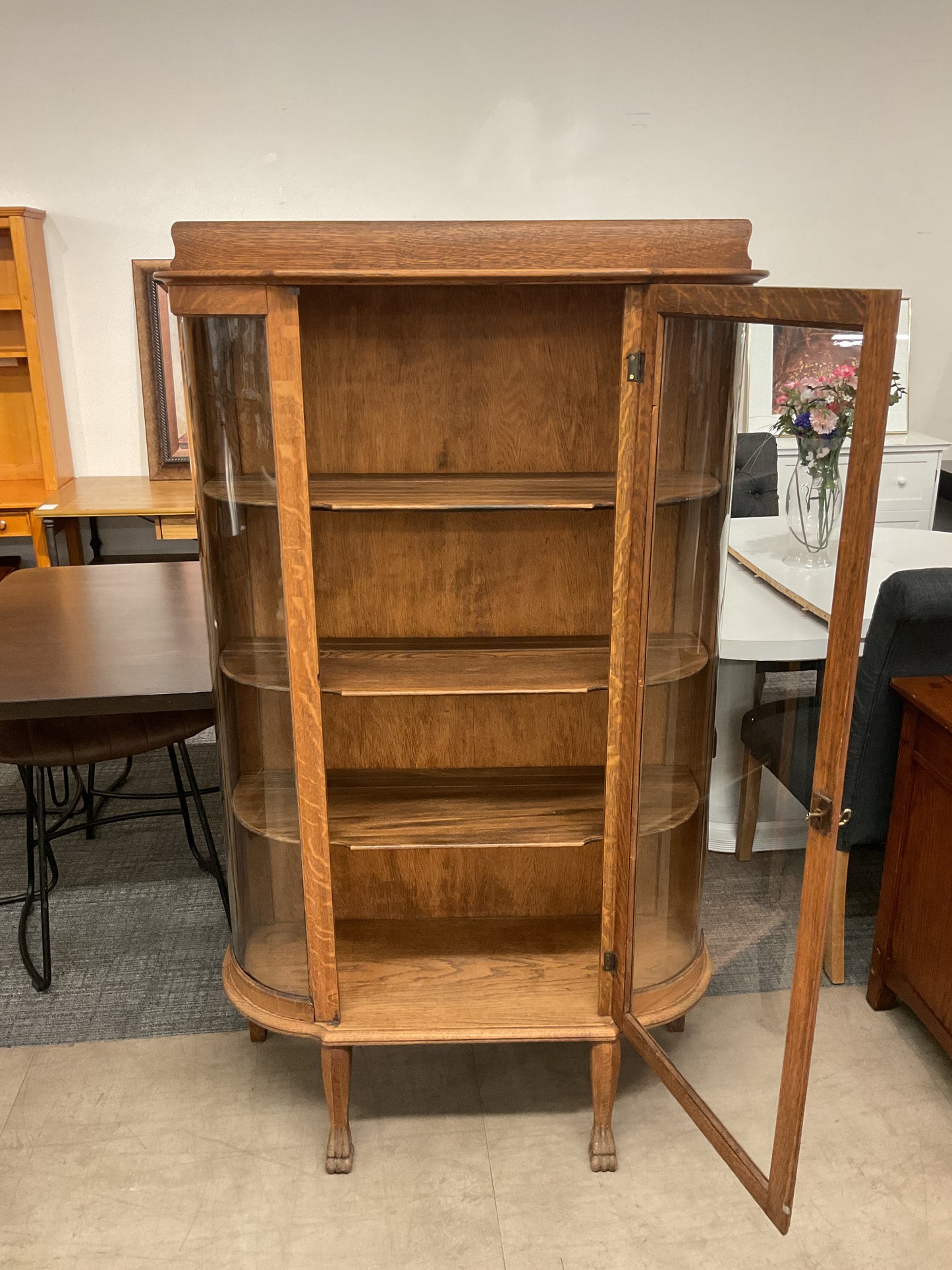 Throw Back Cabinet