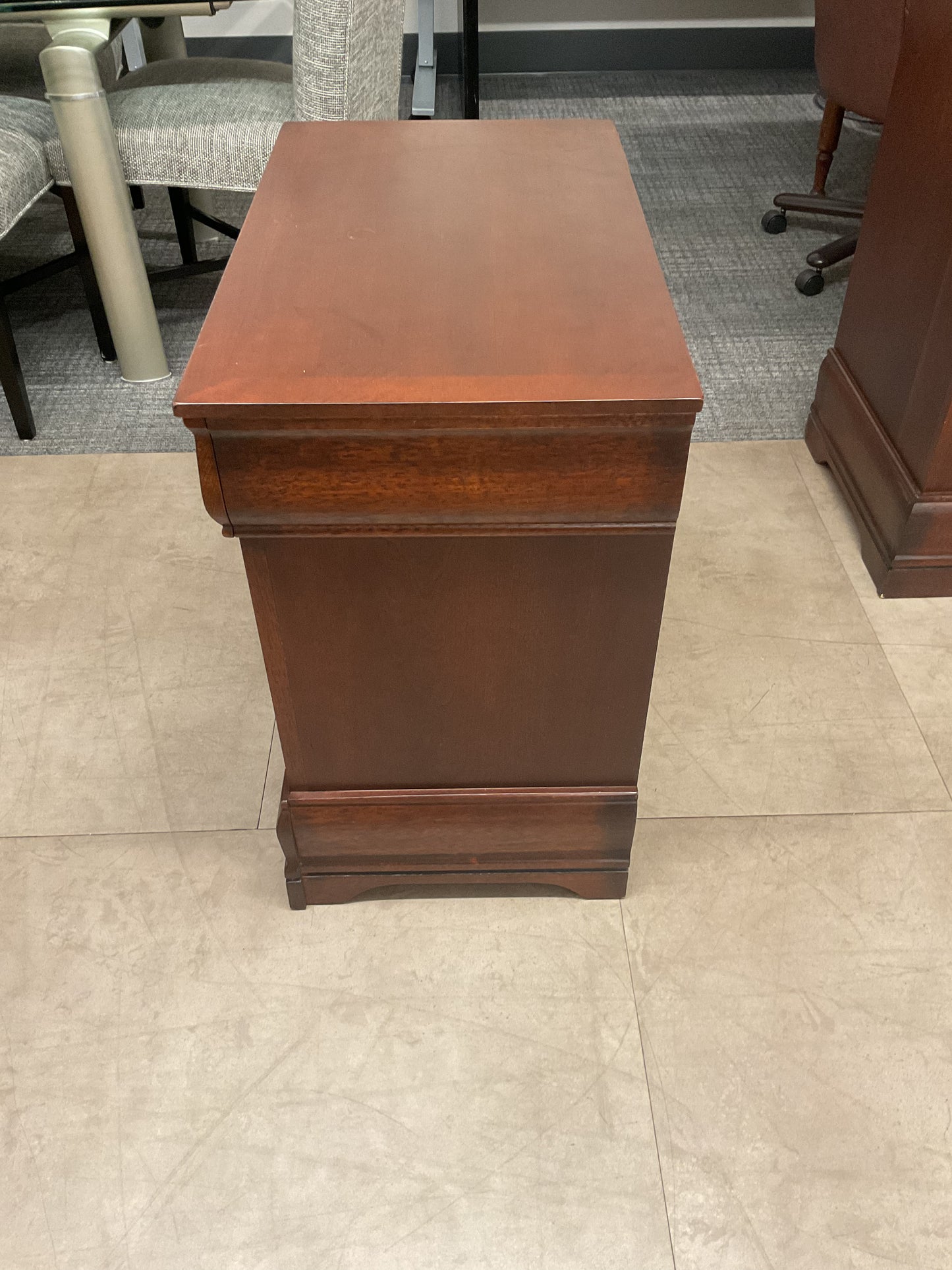 Bella Nightstand