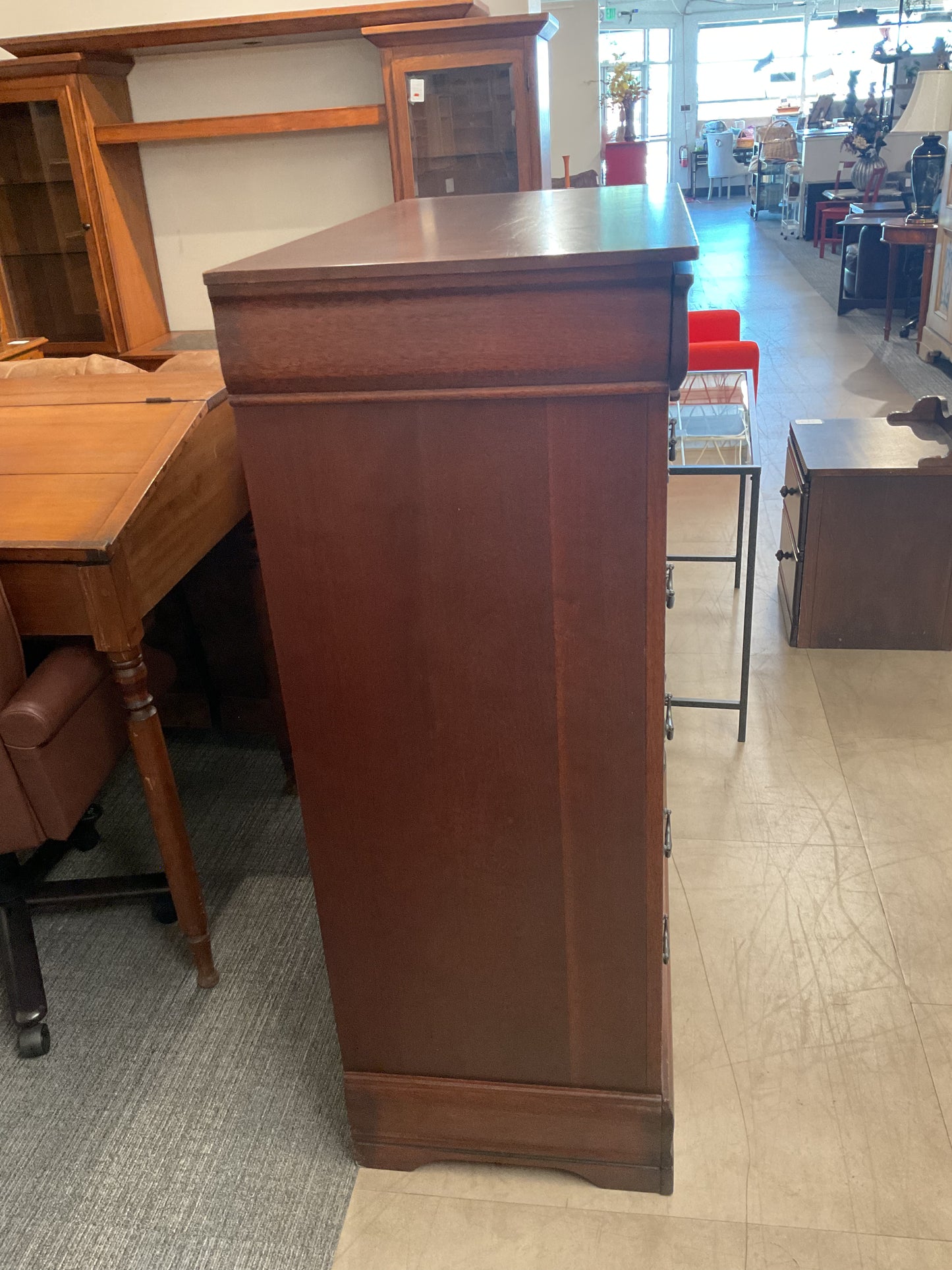 Iola Dresser