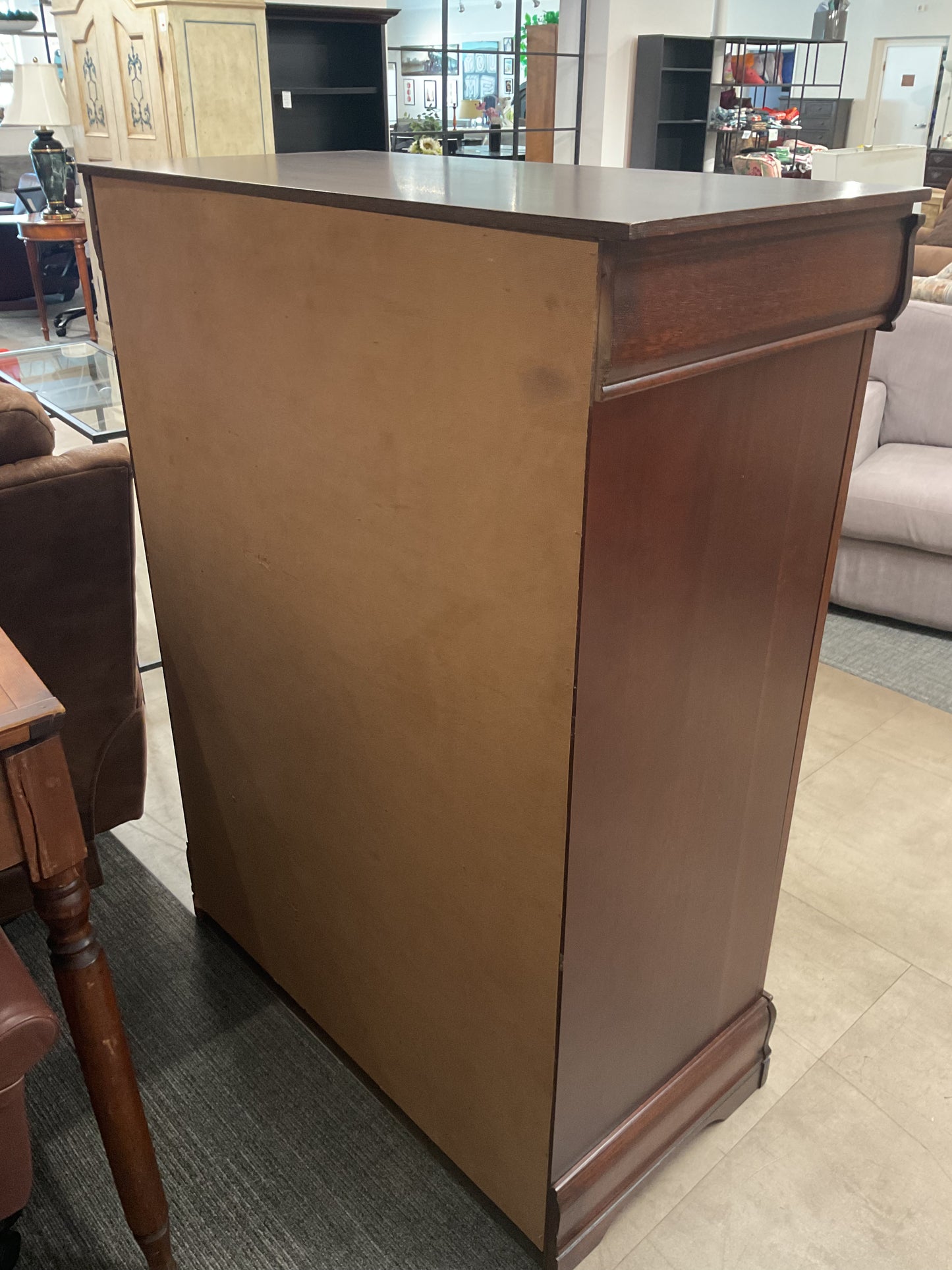 Iola Dresser