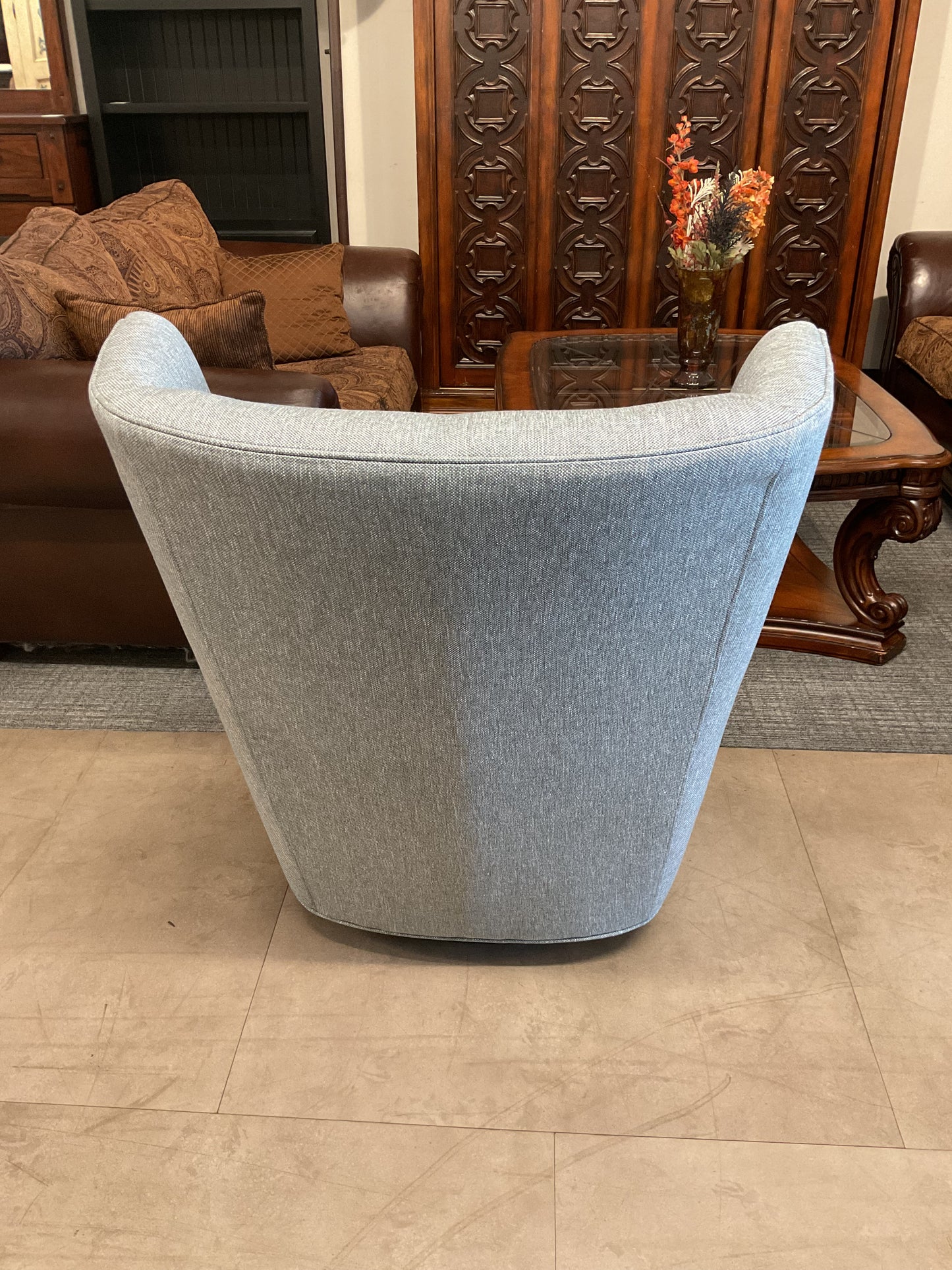Haze Swivel Chair