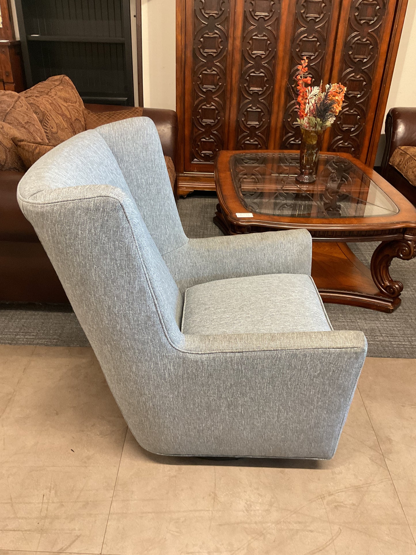 Haze Swivel Chair