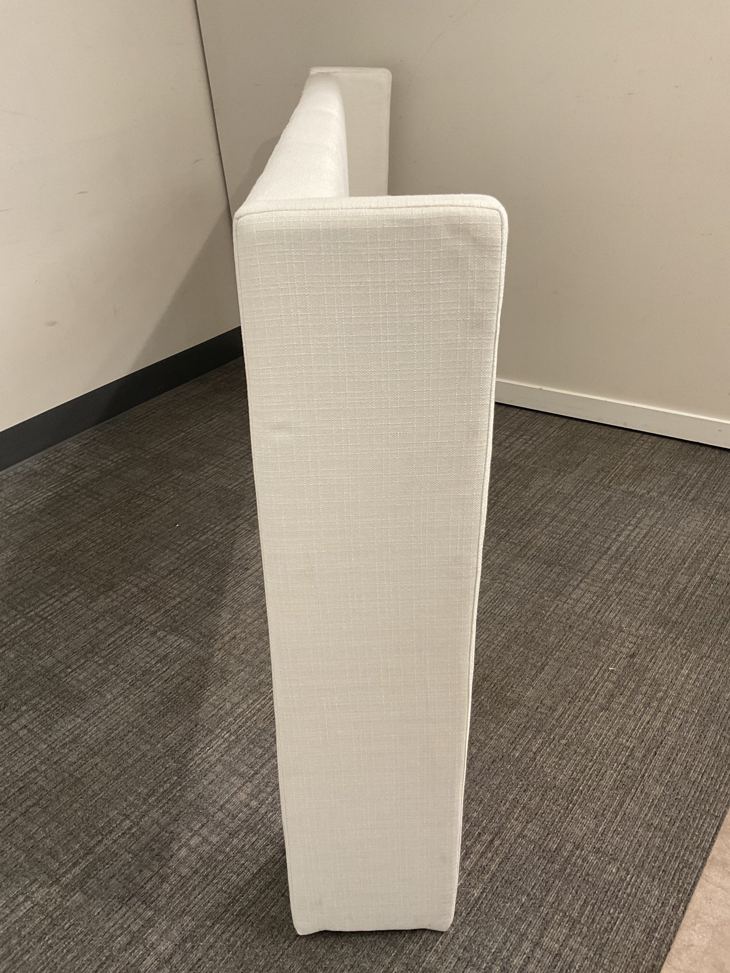 Snow King Headboard (B076)