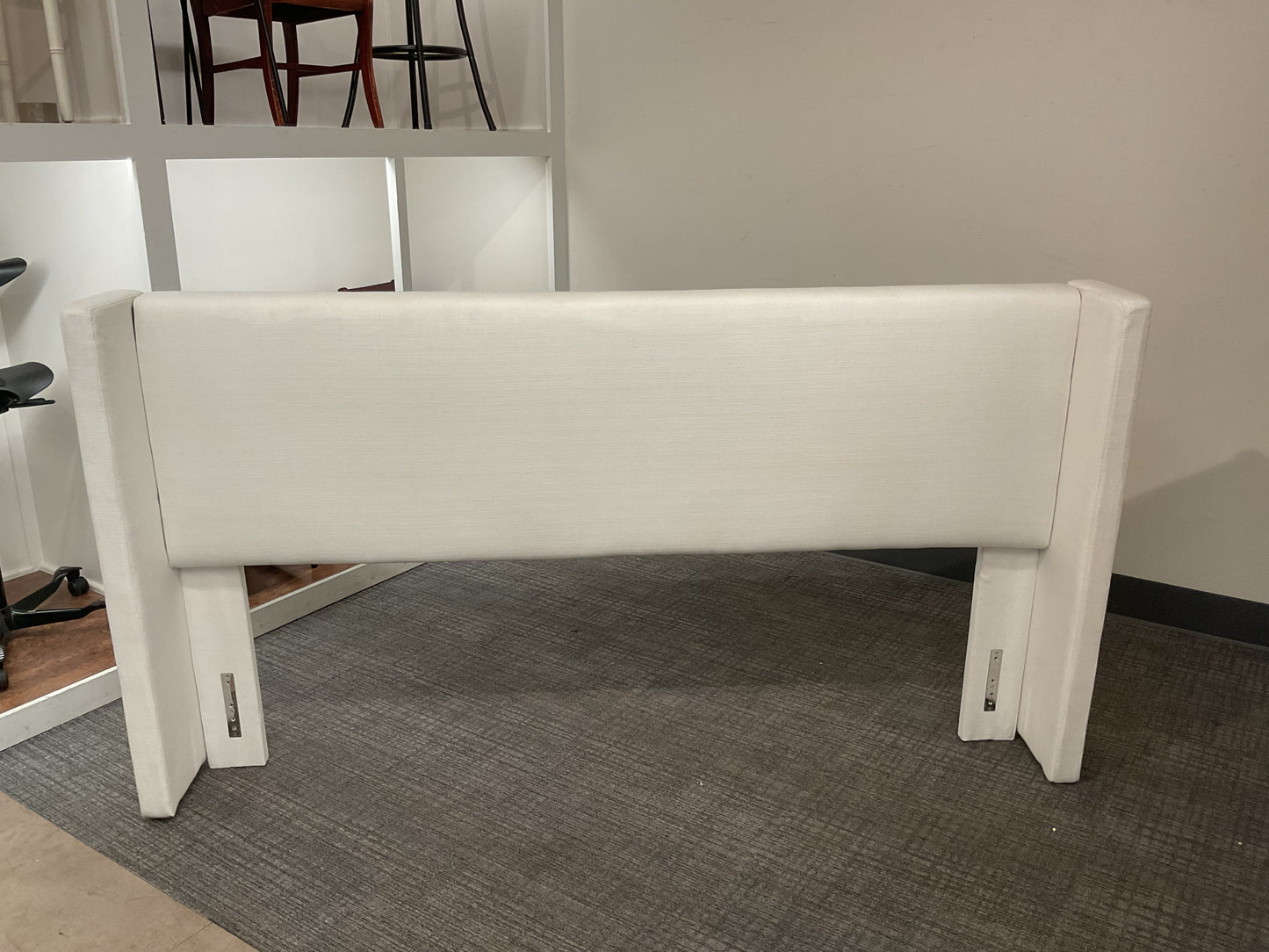 Snow King Headboard (B076)
