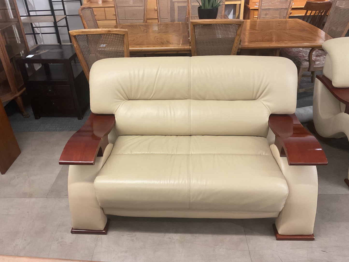 Cappuccino Sofa