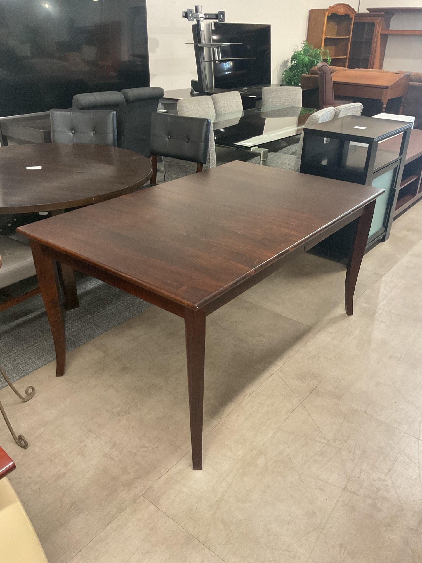 Leaf Less Table