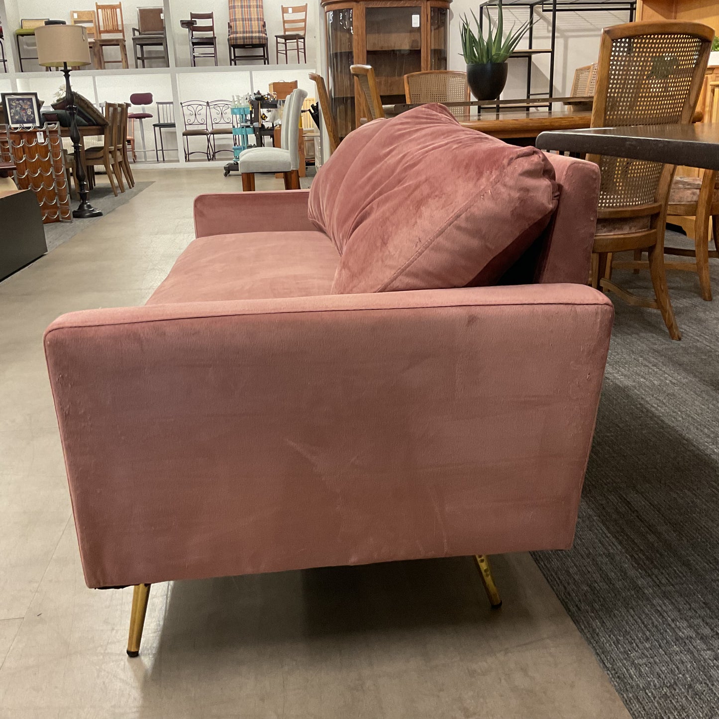 Pinky Sofa