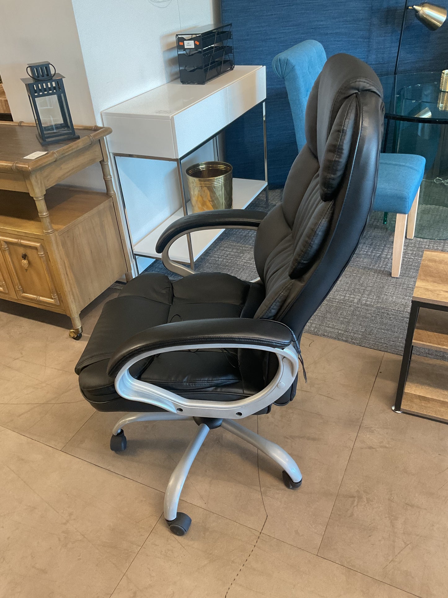 Vibrate Office Chair