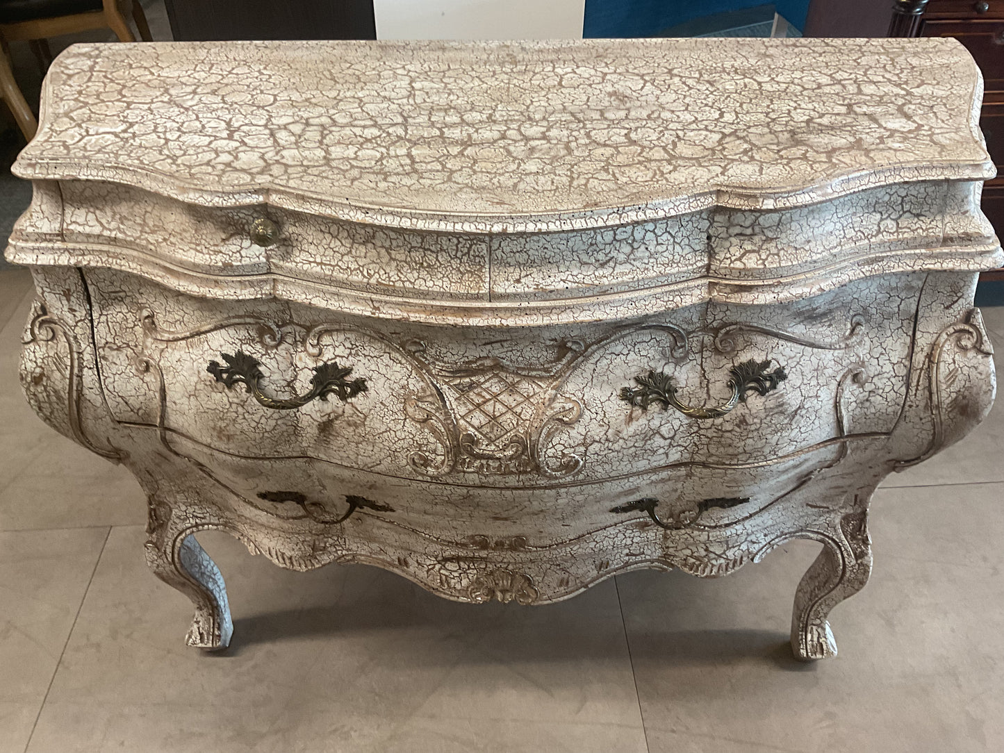 Chinoi Commode Chest