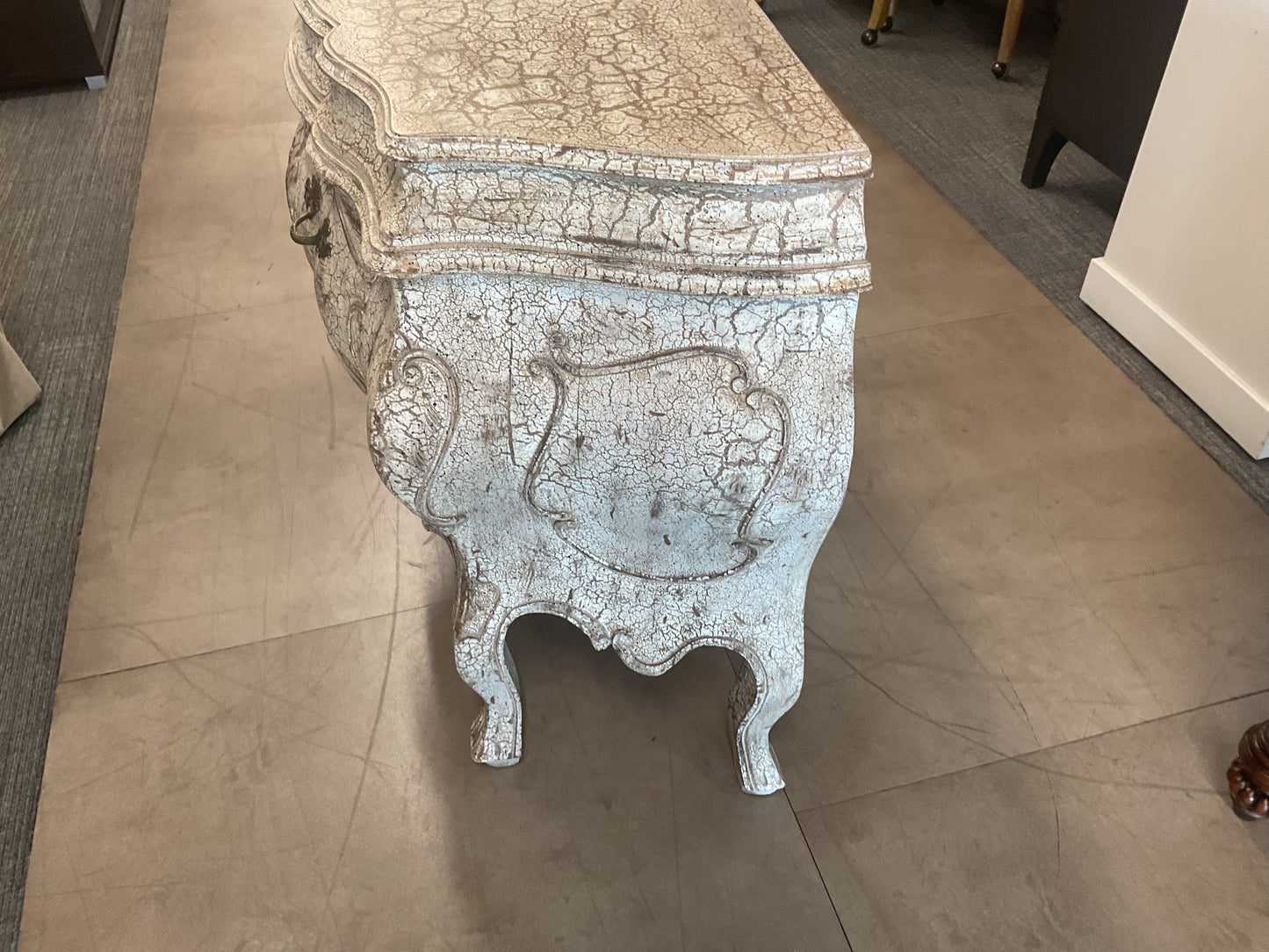 Chinoi Commode Chest
