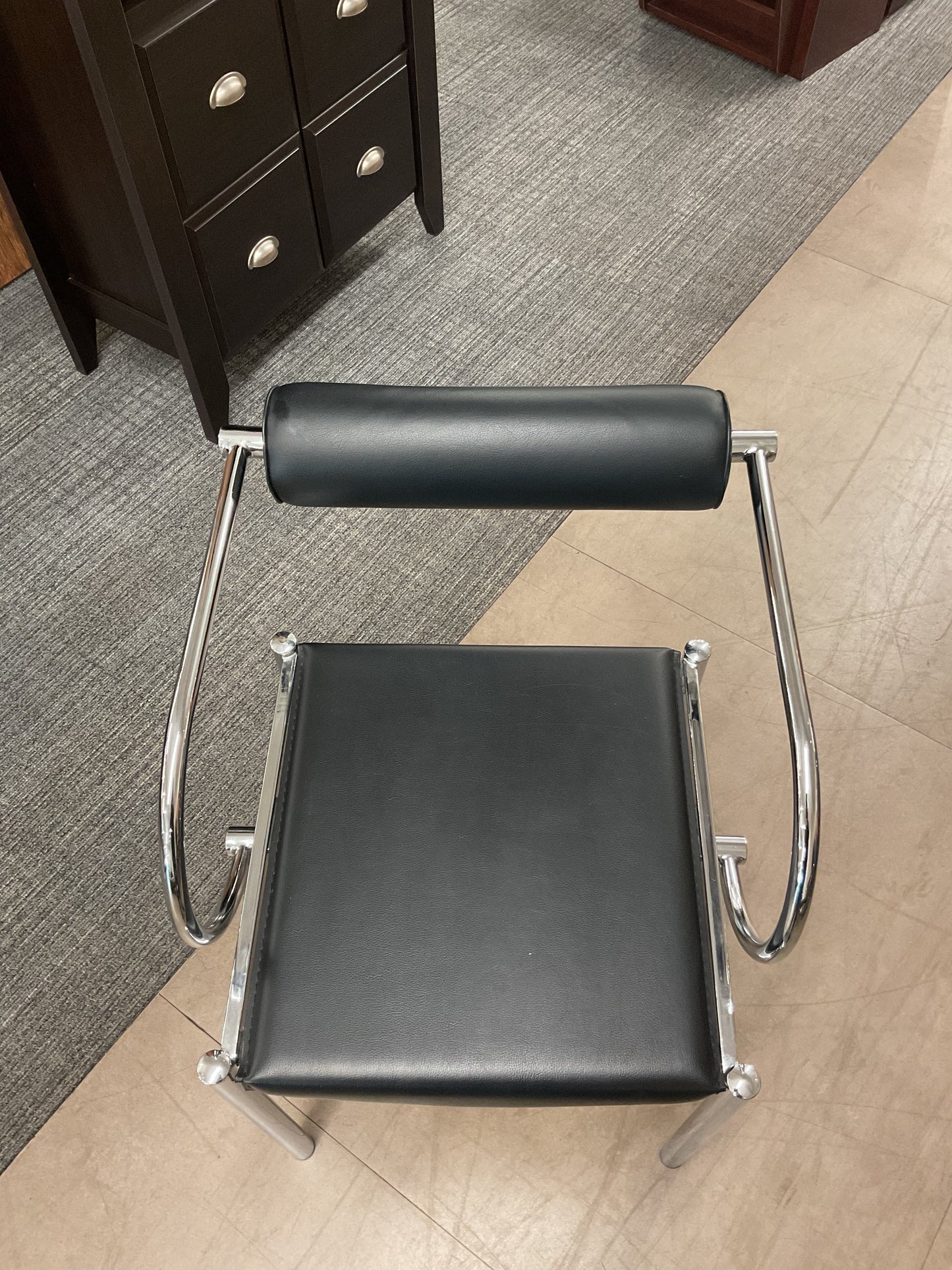 Pop Your Back Chair