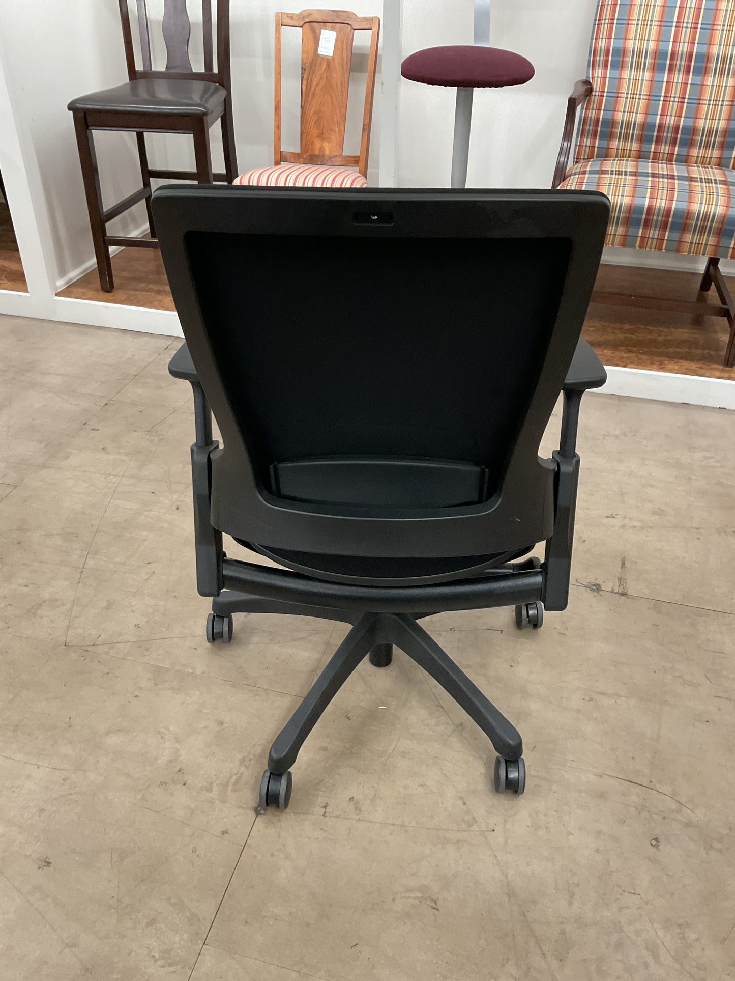 Roll In Office Chair