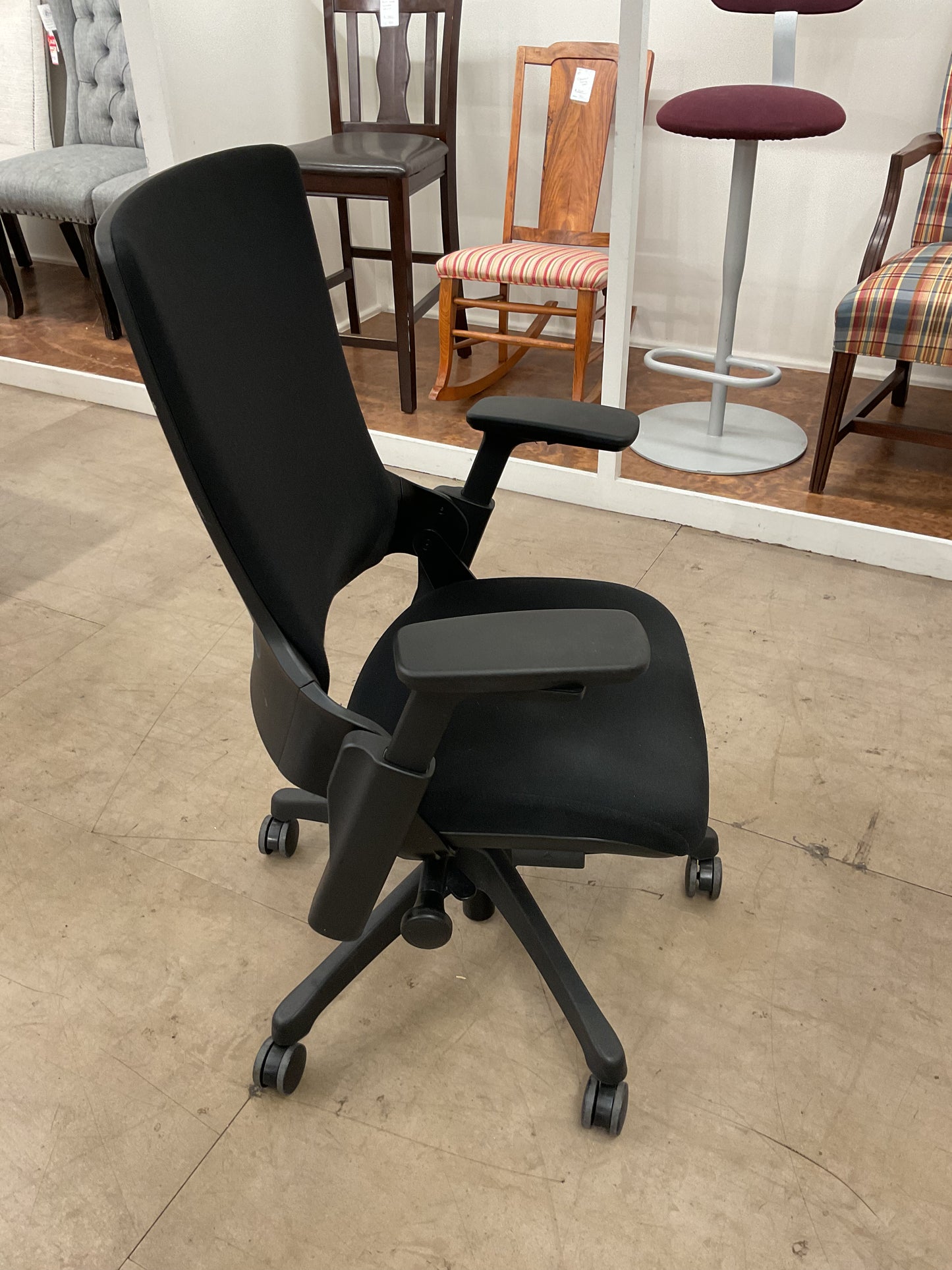 Roll In Office Chair