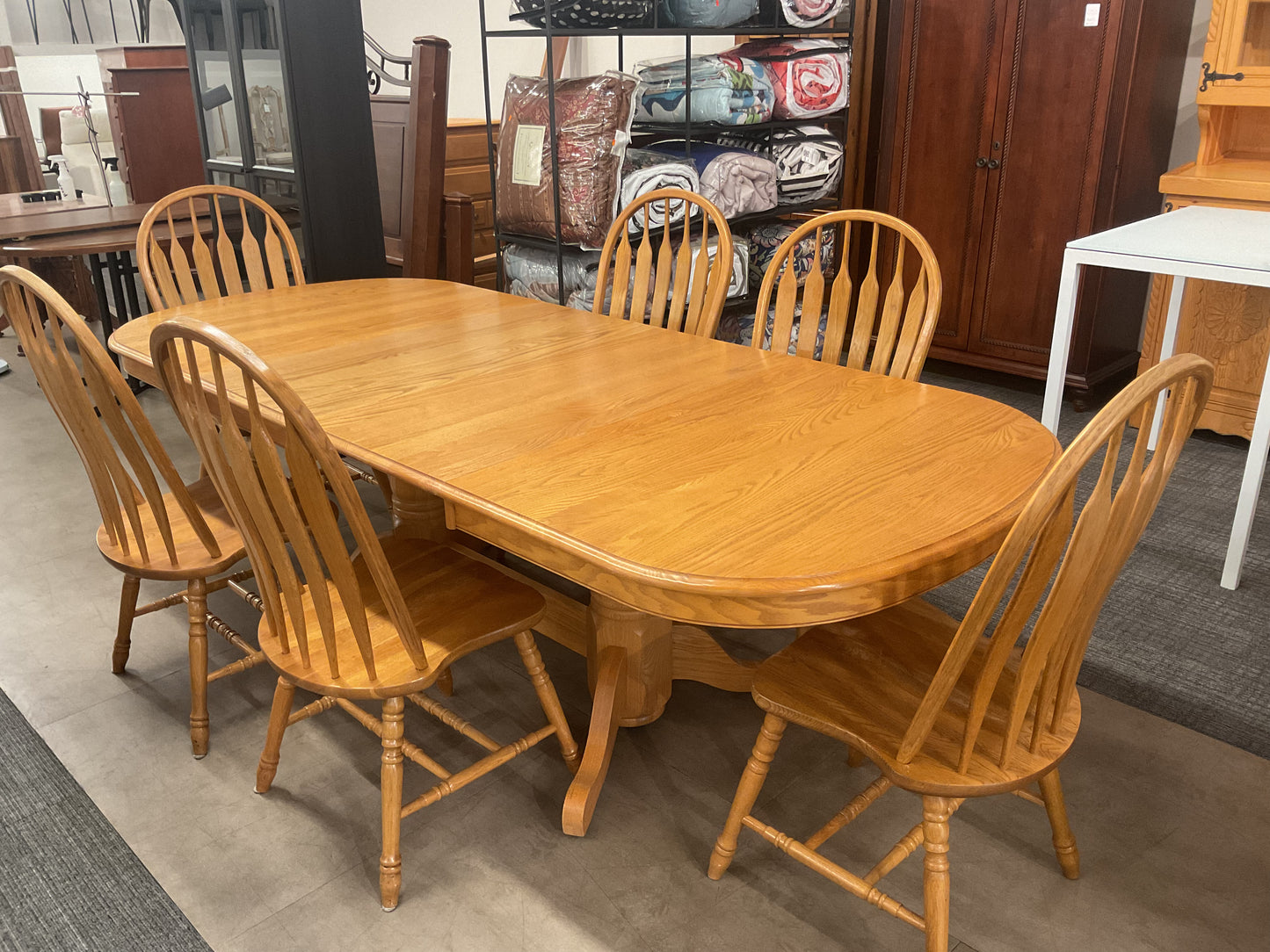 Winnie Dining Set
