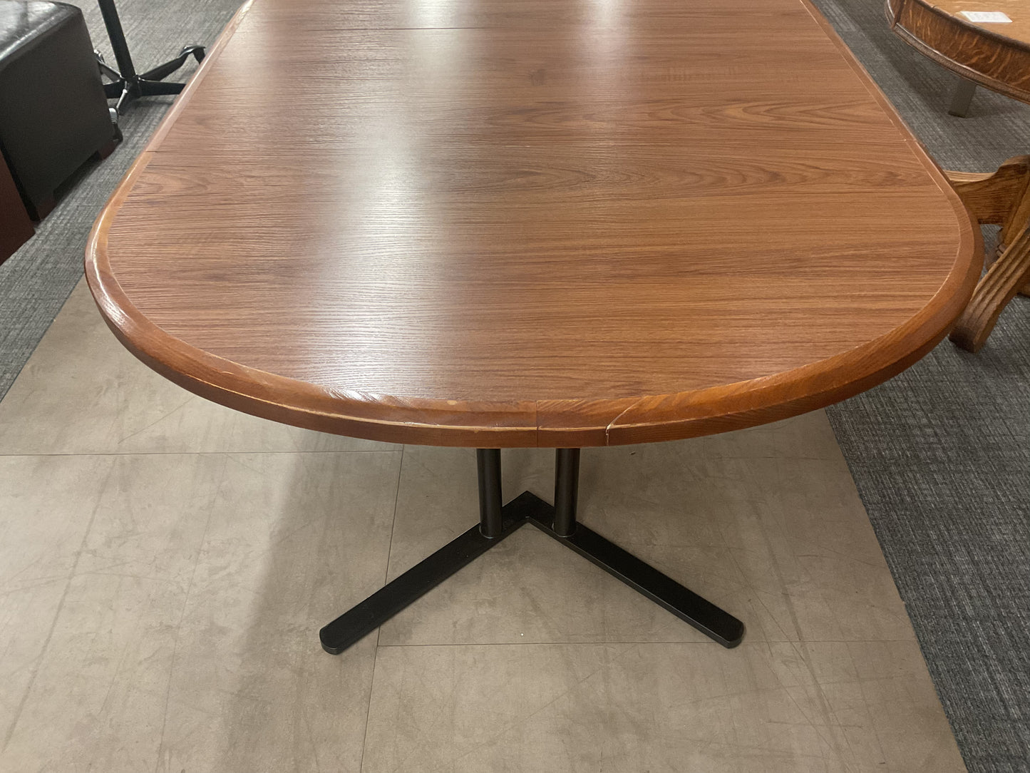 Arrow Dining Table
