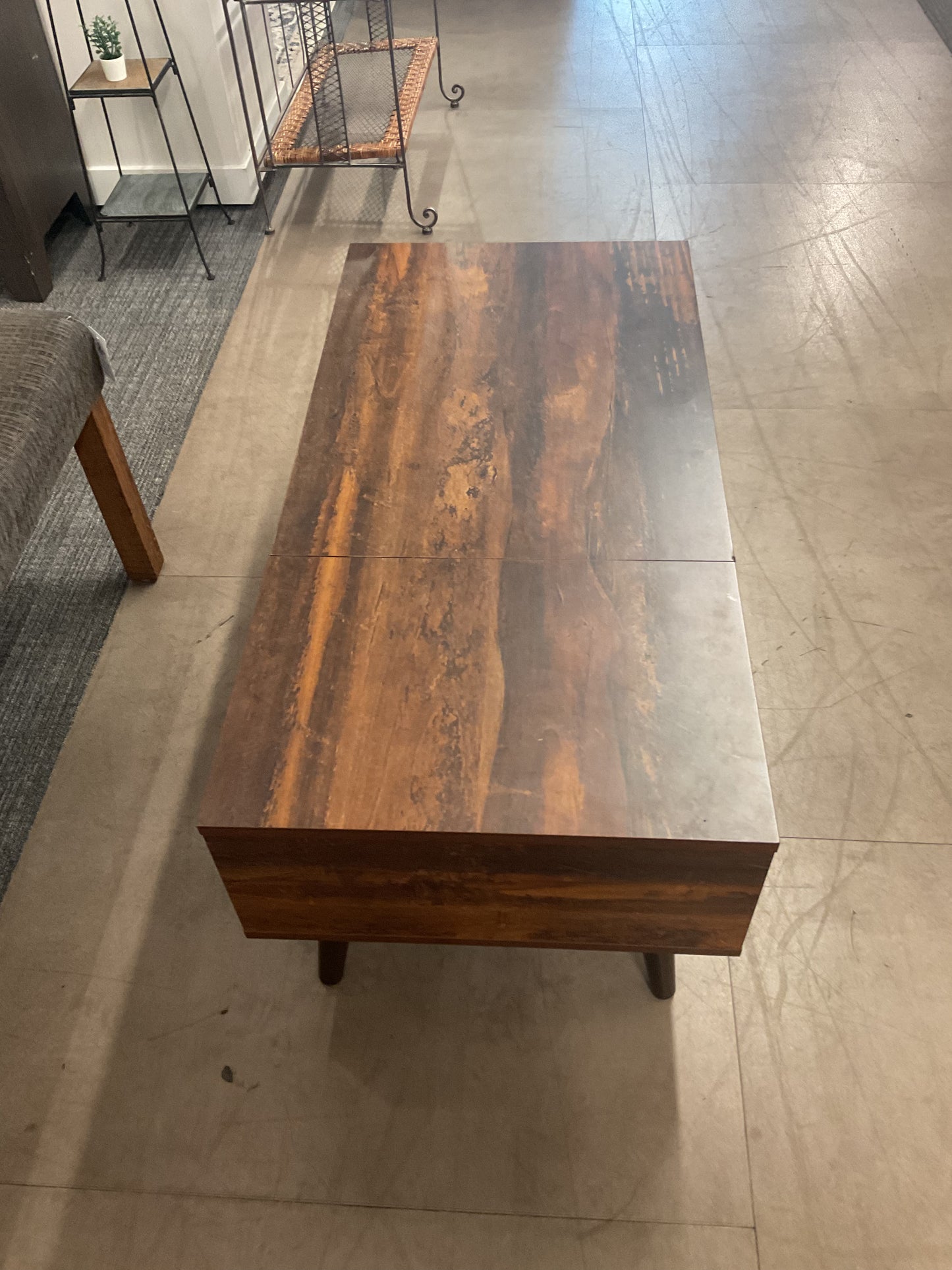 Lift Me Up Coffee Table