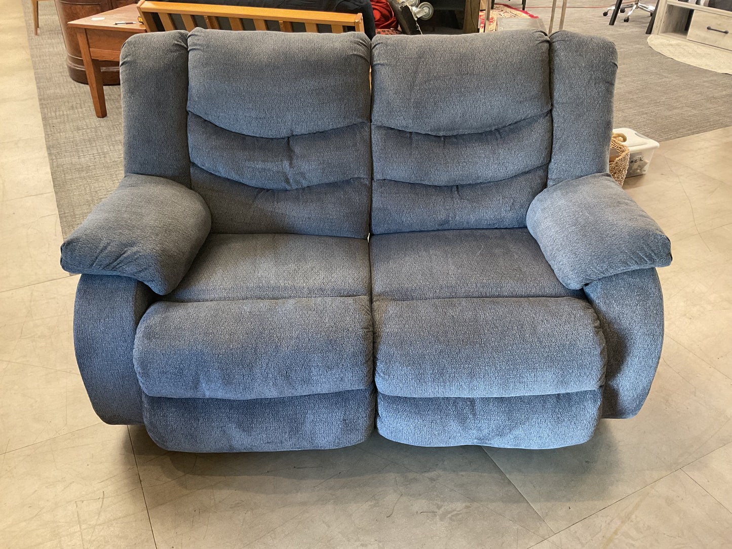 Kick Back Sofa