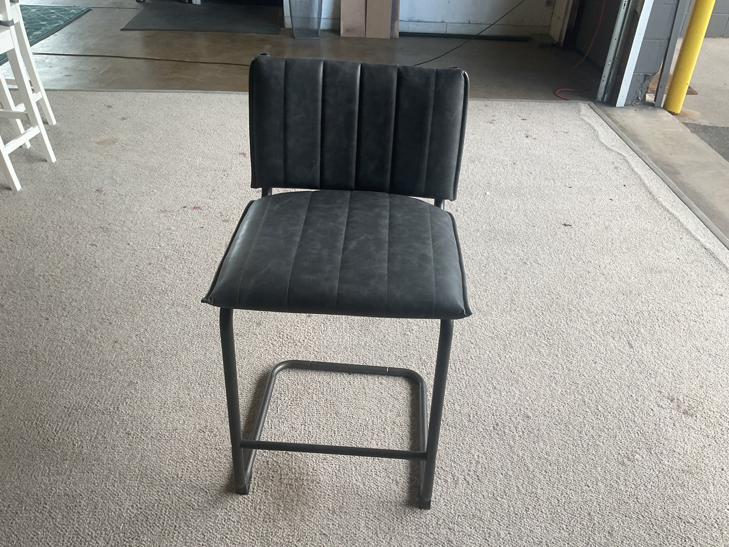 Wolf Bar Stool Set ( WH )