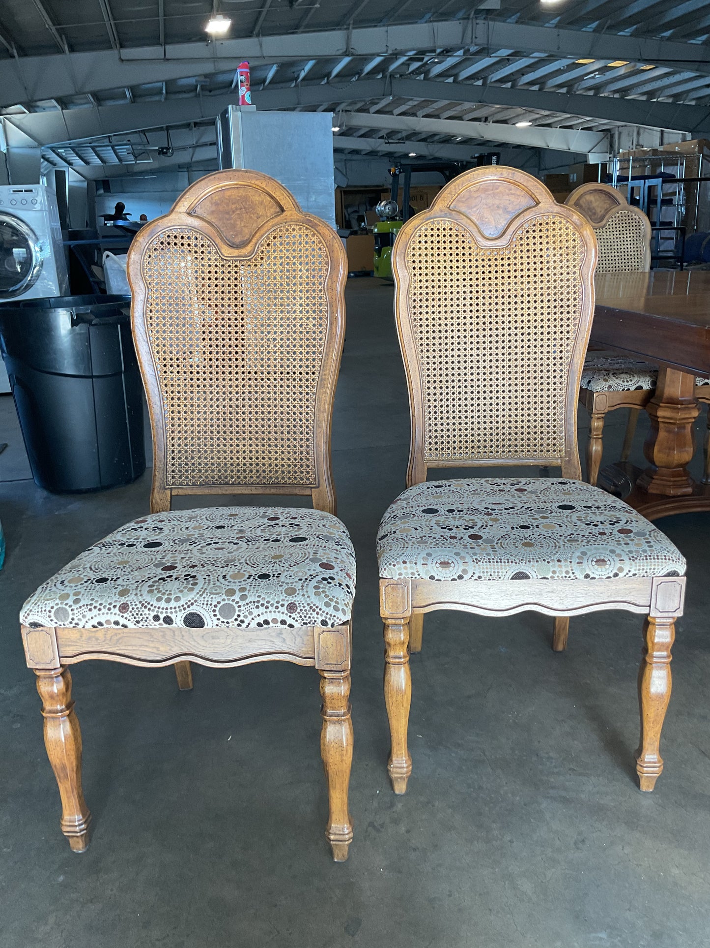 Come On Over Table *WH*