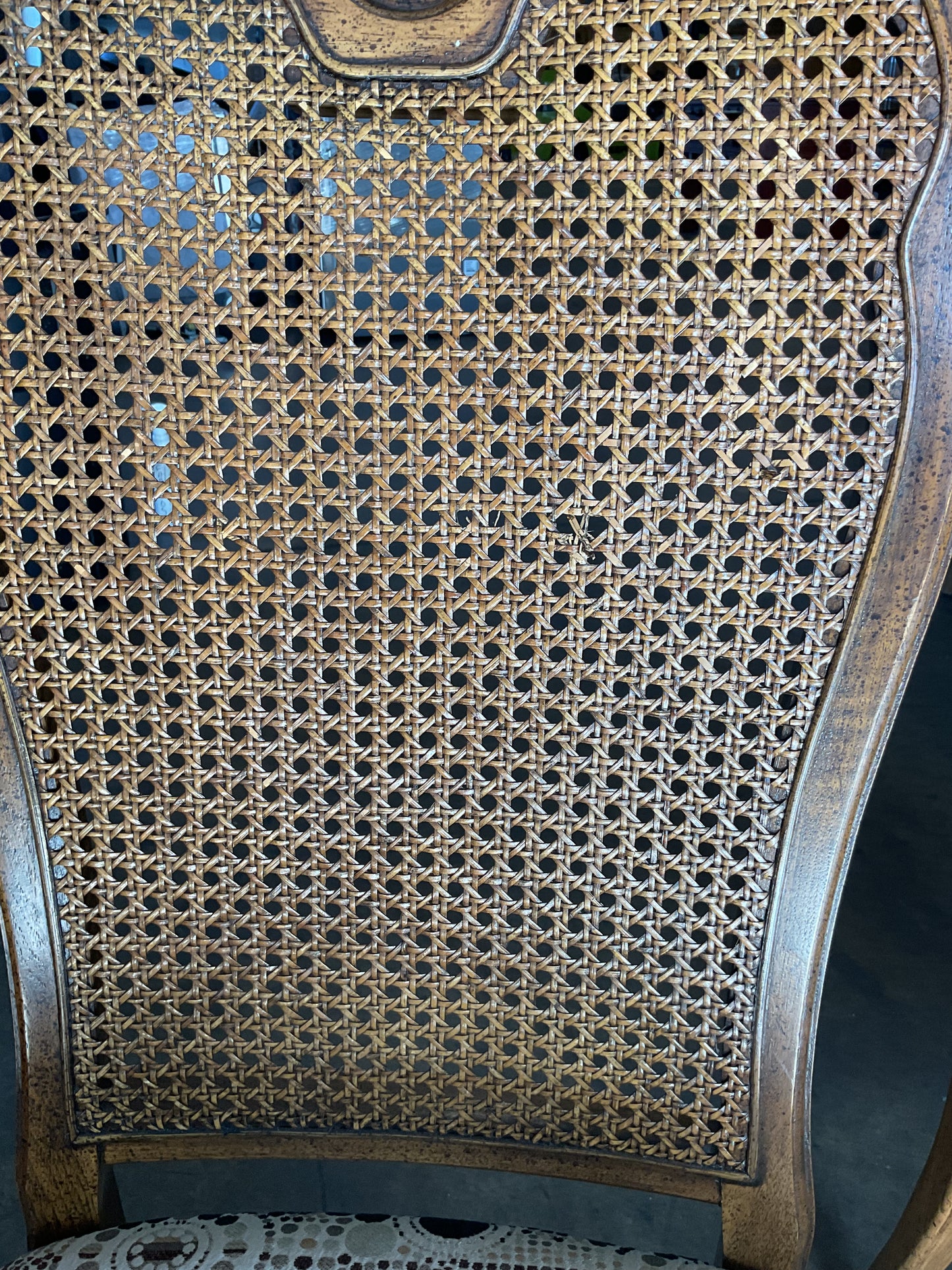 Come On Over Table *WH*