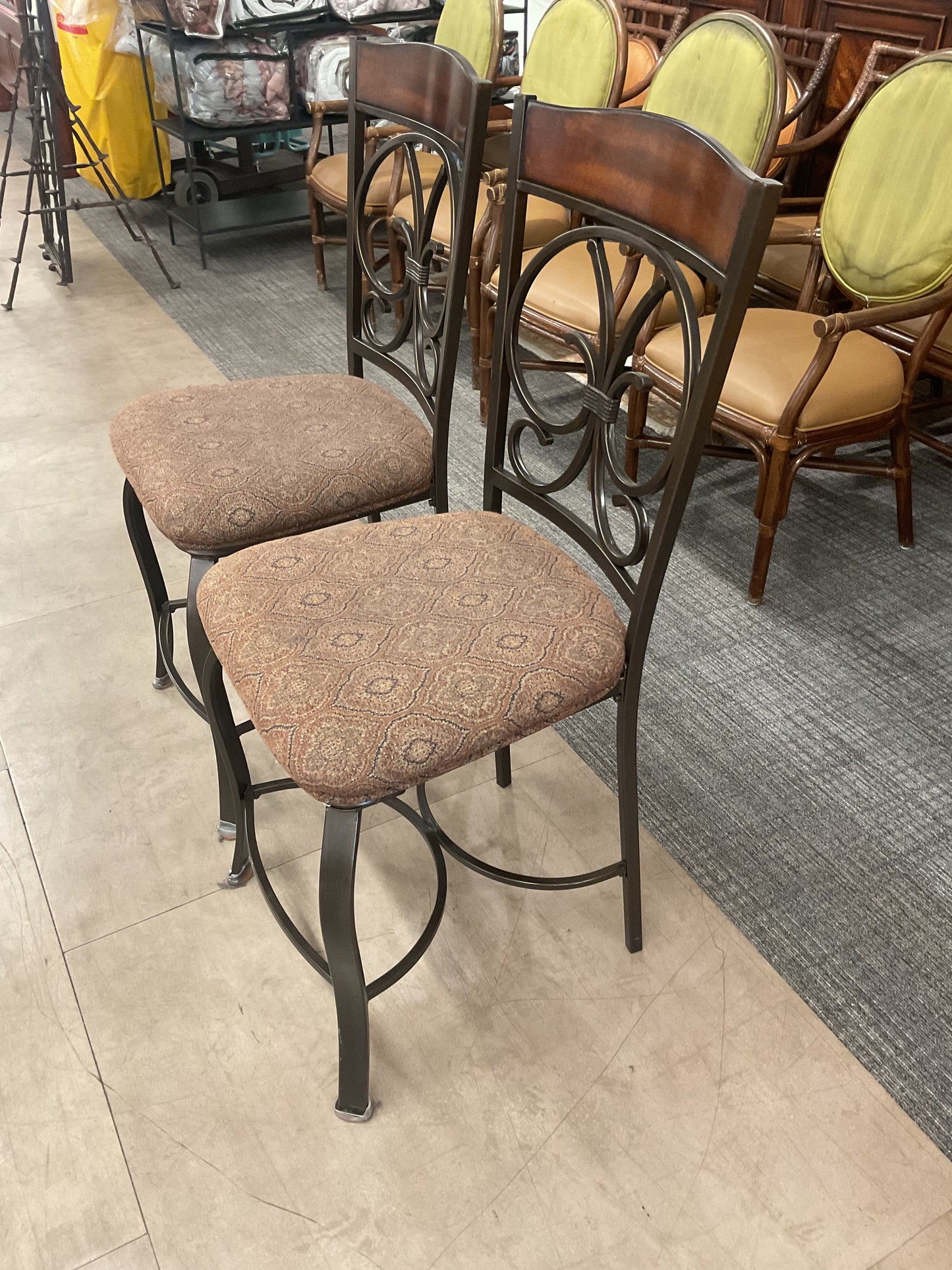 Better As 2 Stool Set