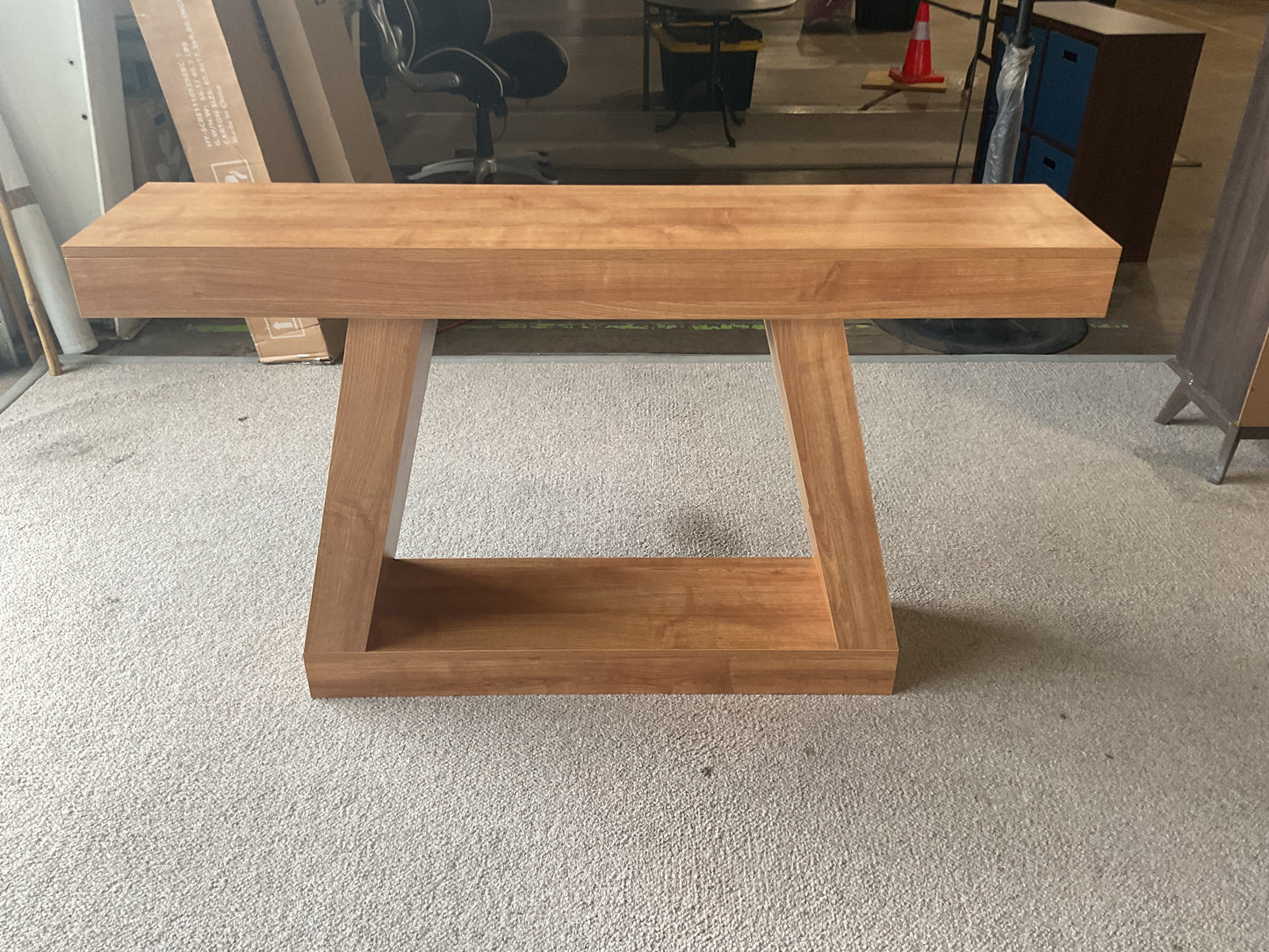￼Farm House Console(WH)