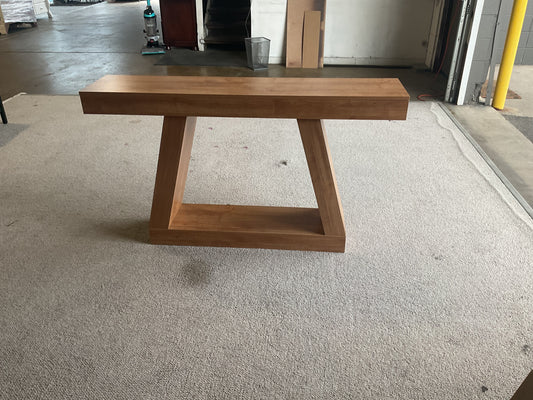 ￼Farm House Console(WH)