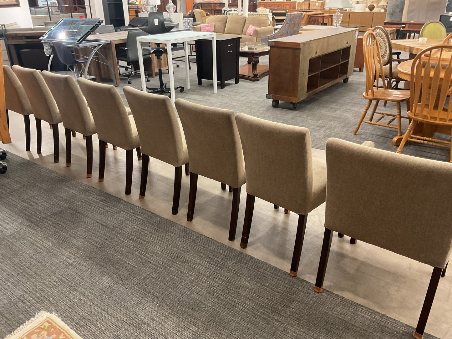 Ate Chair Set
