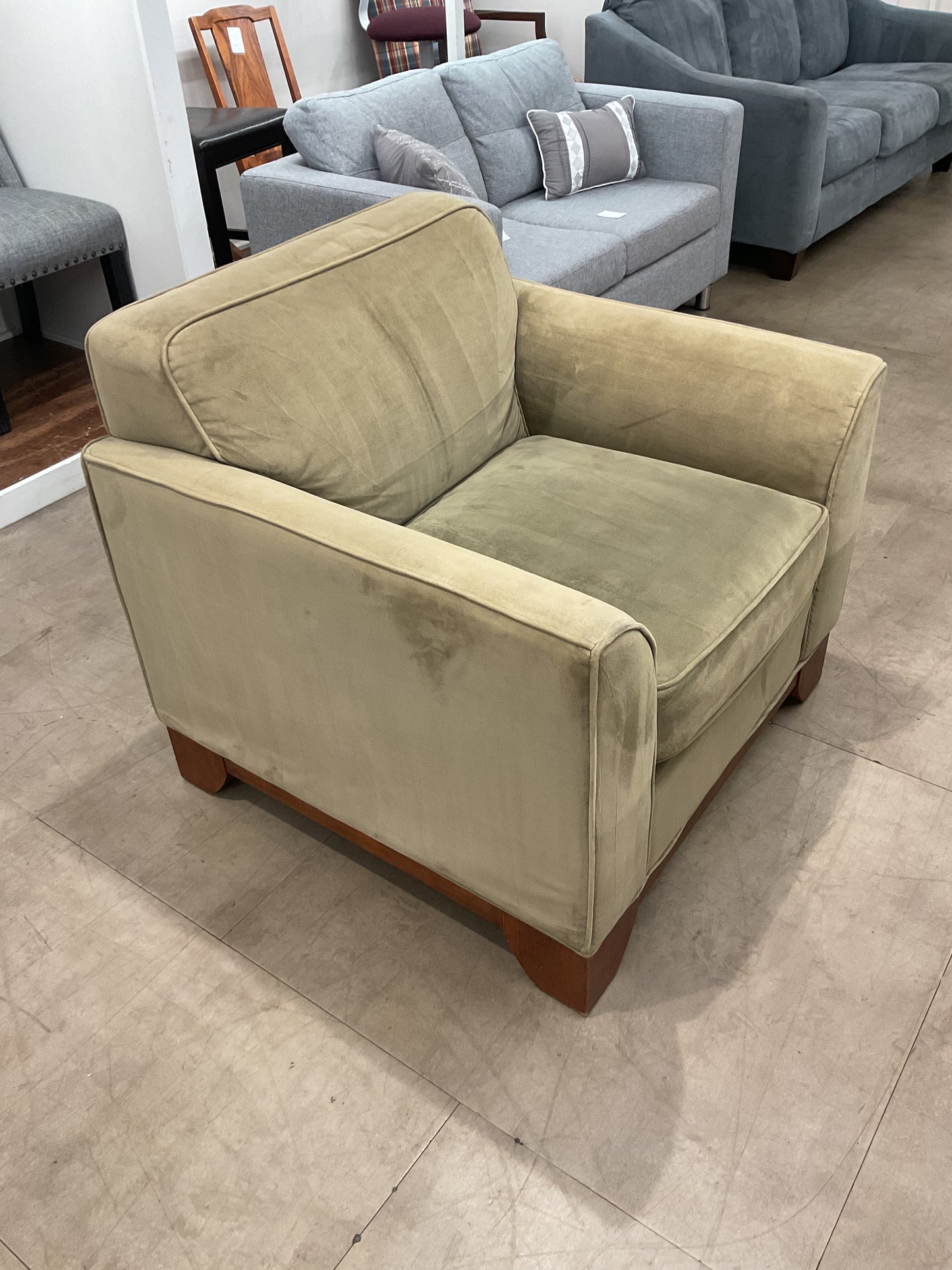 Got Yo Back Chair