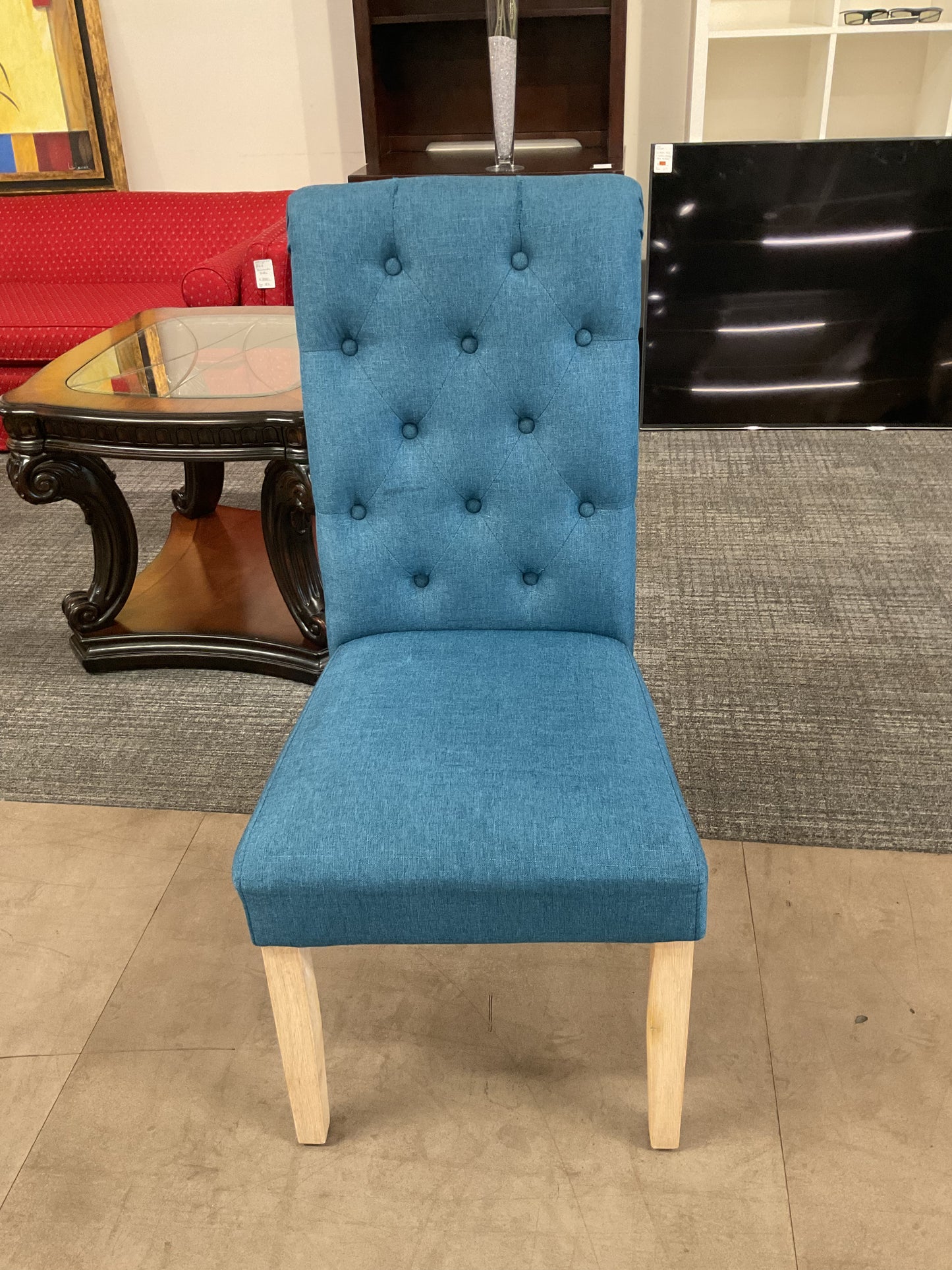 Blewy Chair