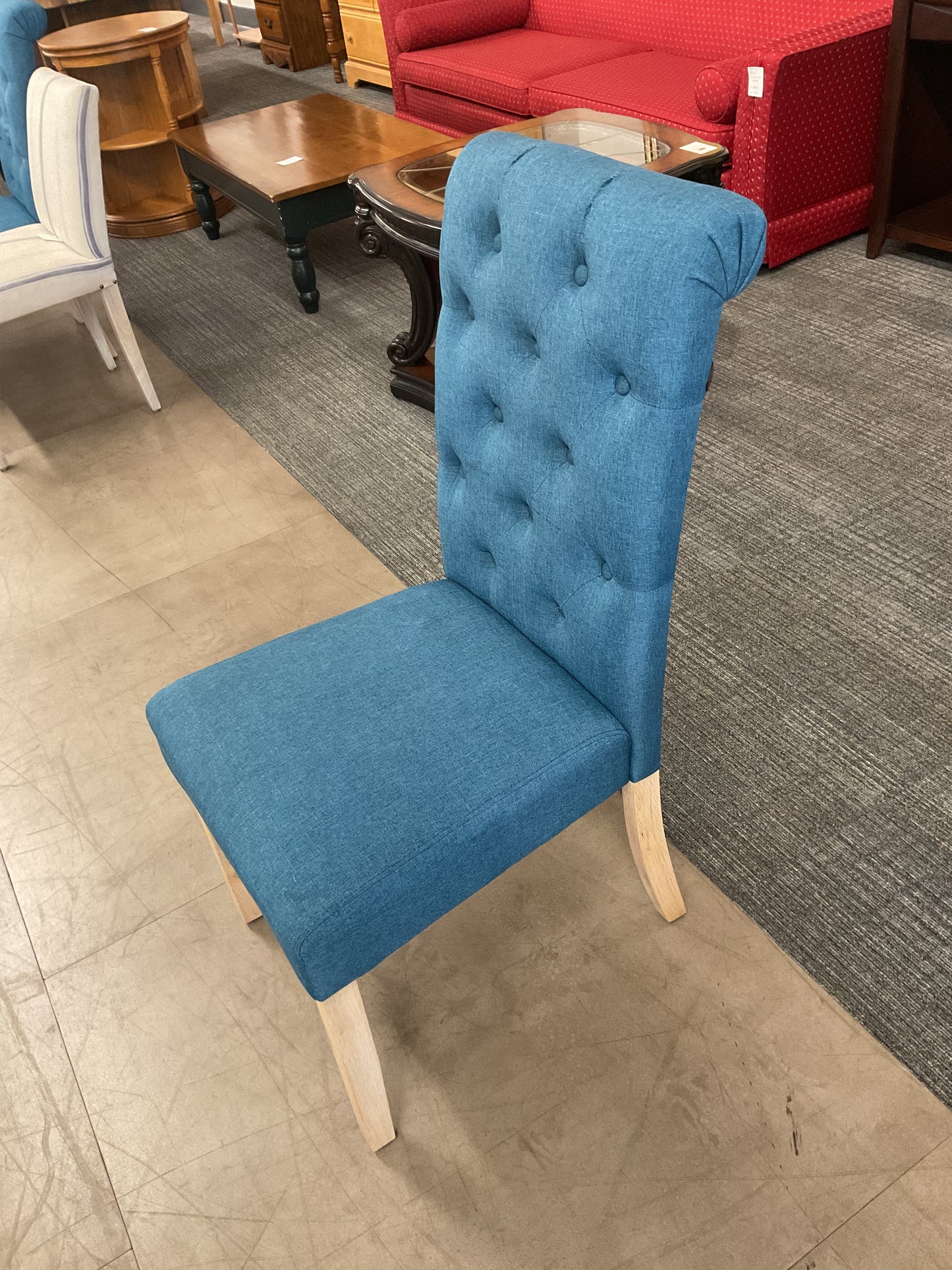Blewy Chair