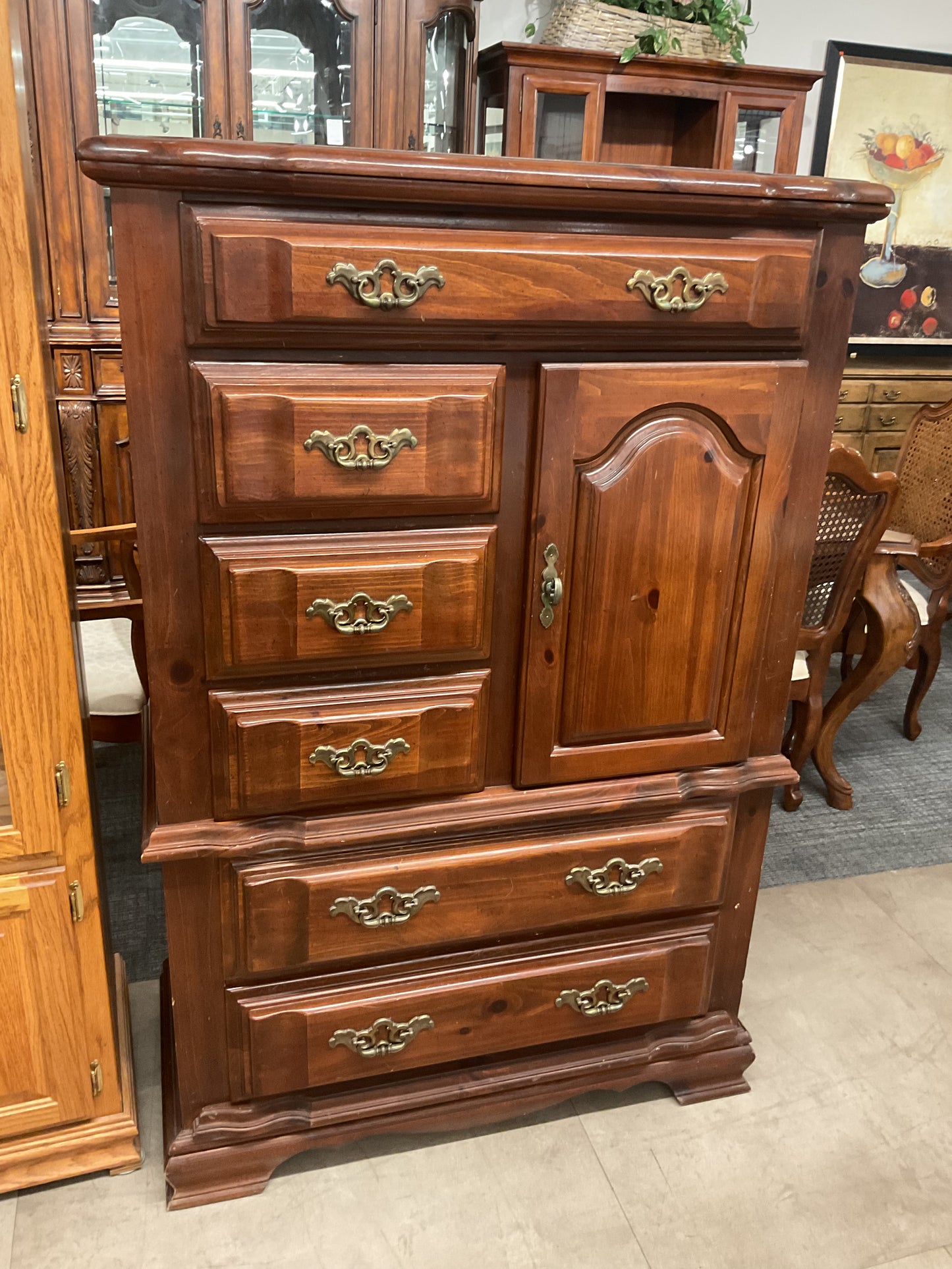 Stan The Man Dresser