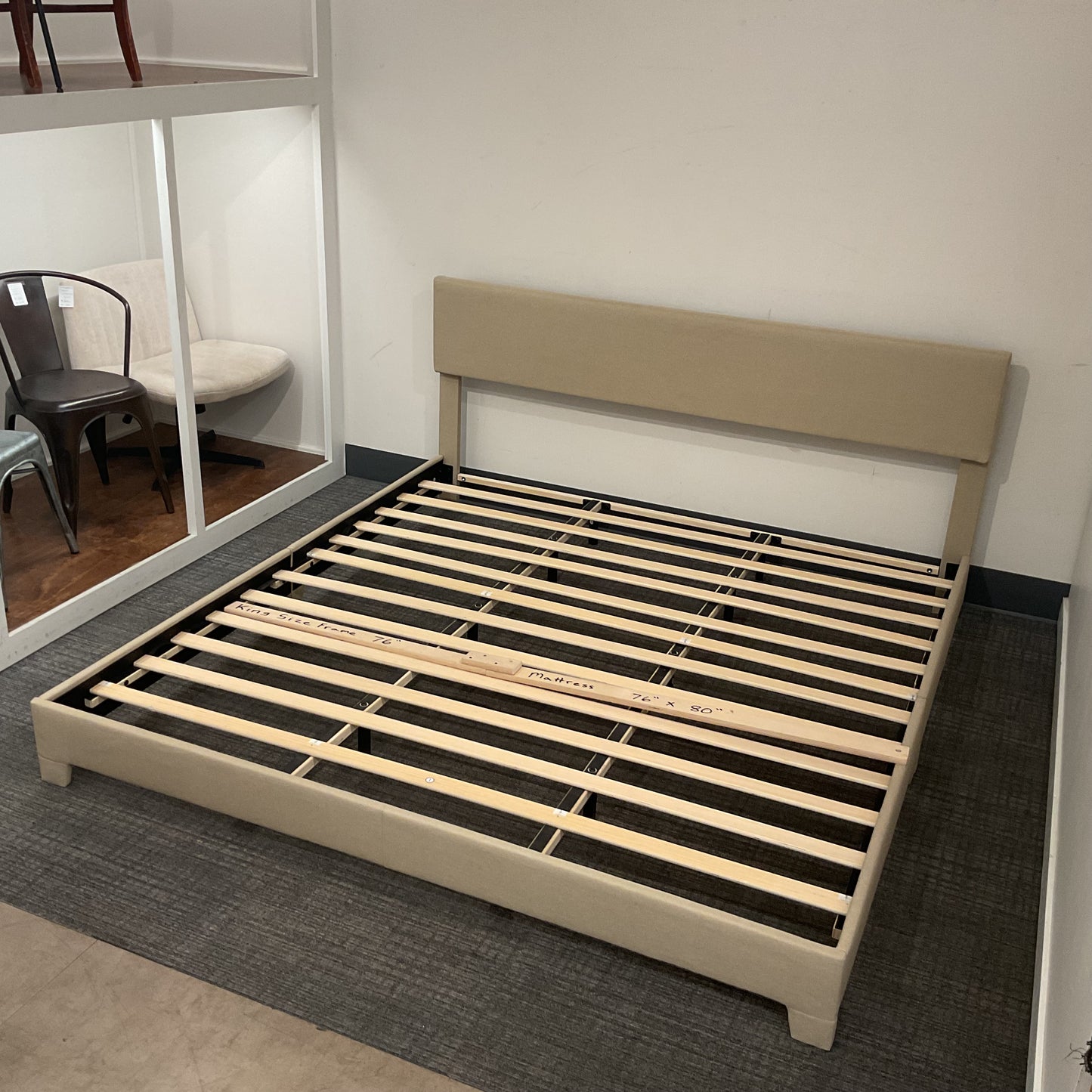 Mufasa King Bed