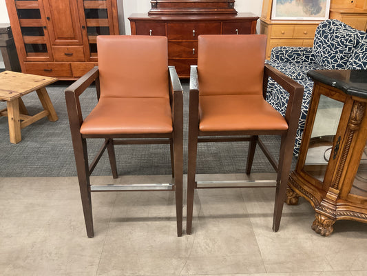 Lobby Stool Set