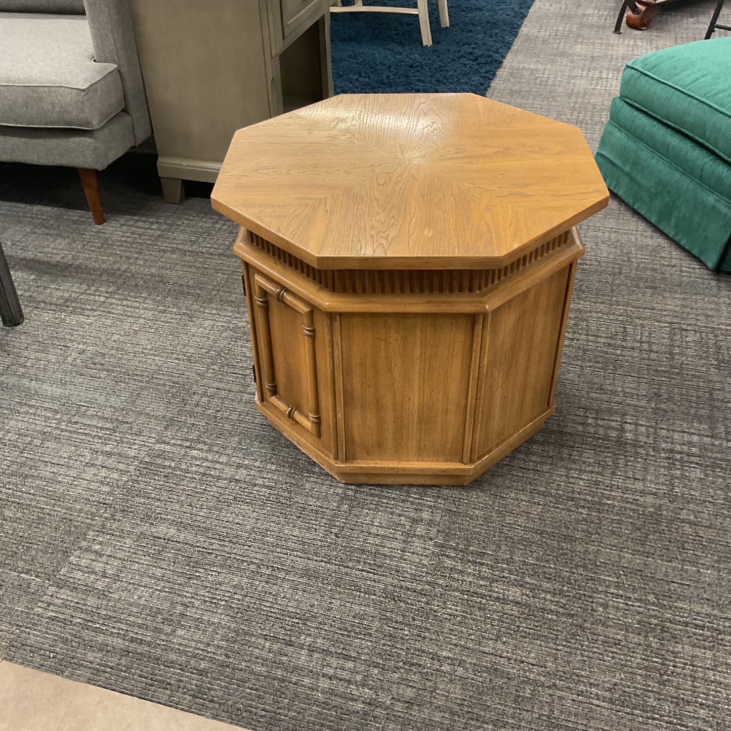 Hexacool Modern Side Table