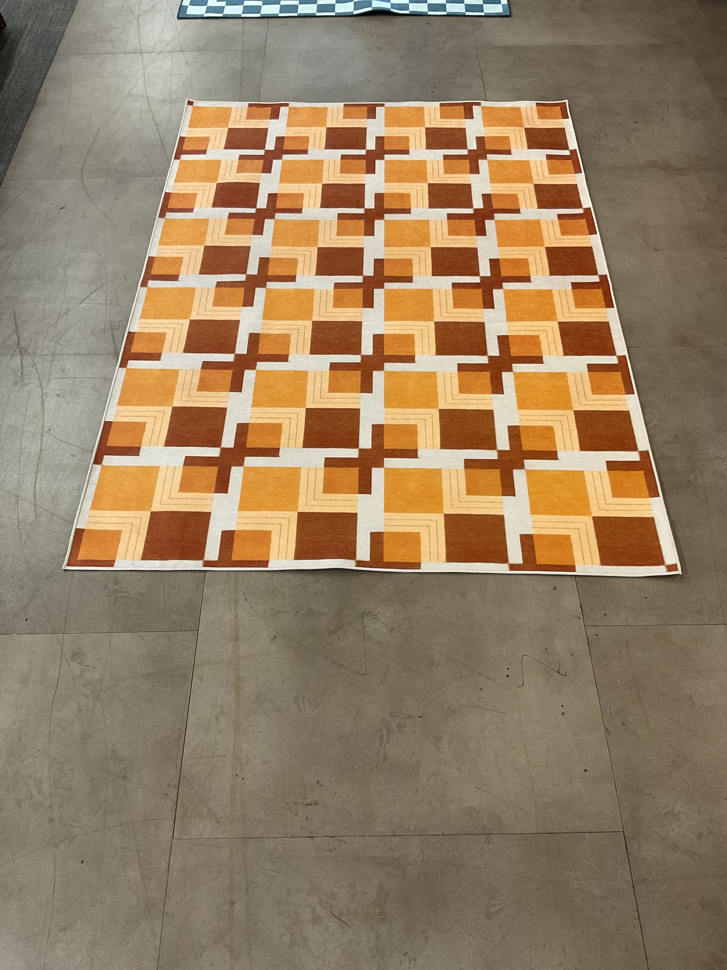October Rug (R087)