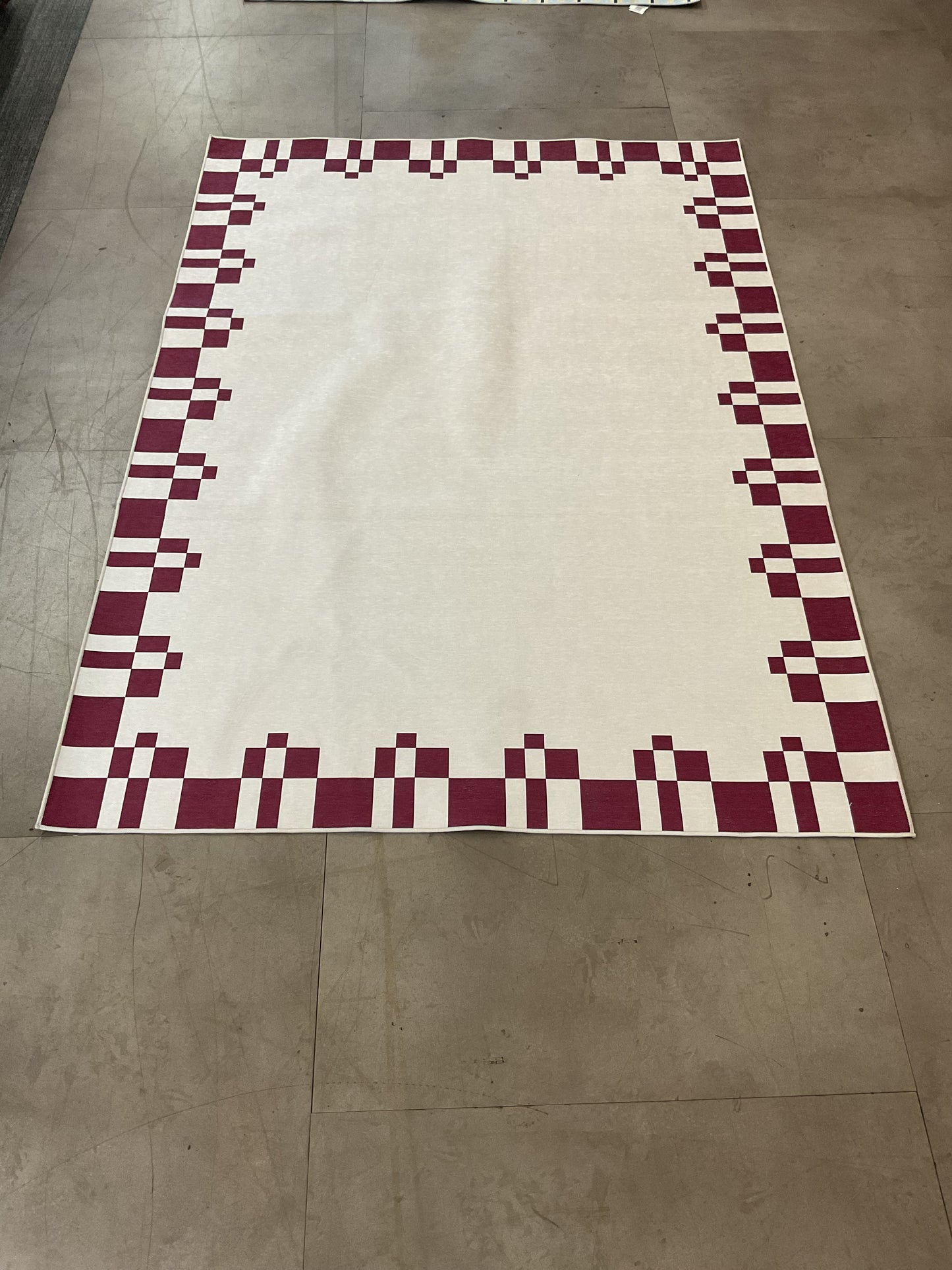 Cherry Rug (R085)