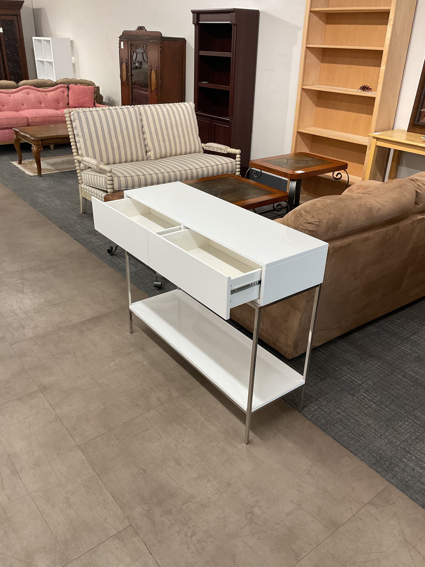 Elmer’s Console Table