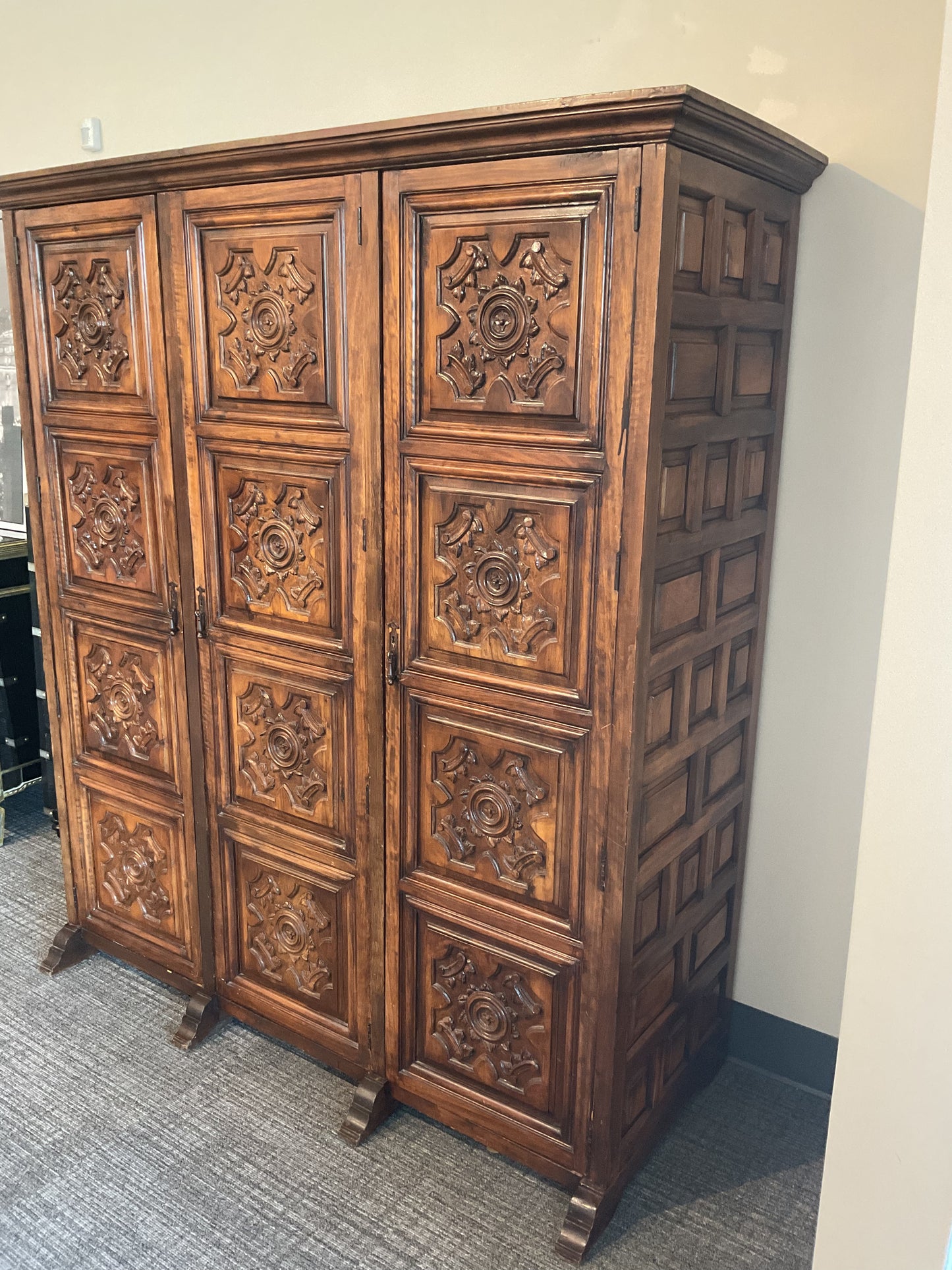 Jumanji Cabinet
