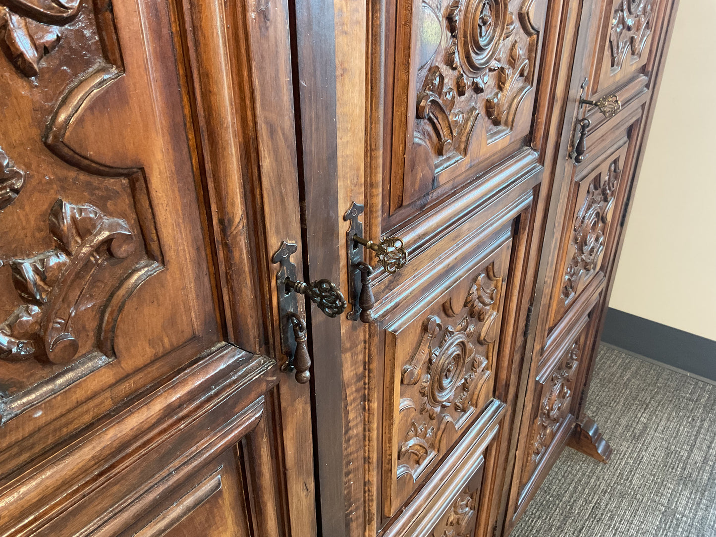 Jumanji Cabinet