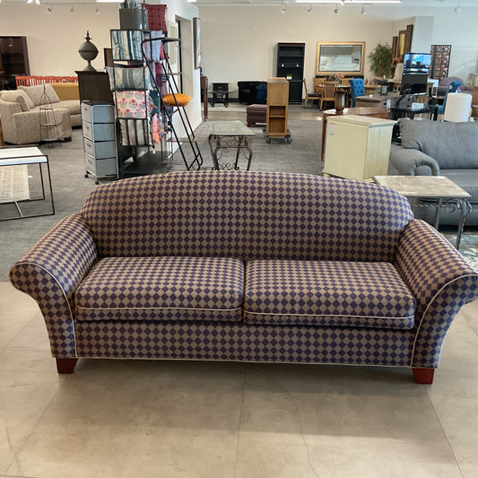 Royal Diamond Sofa