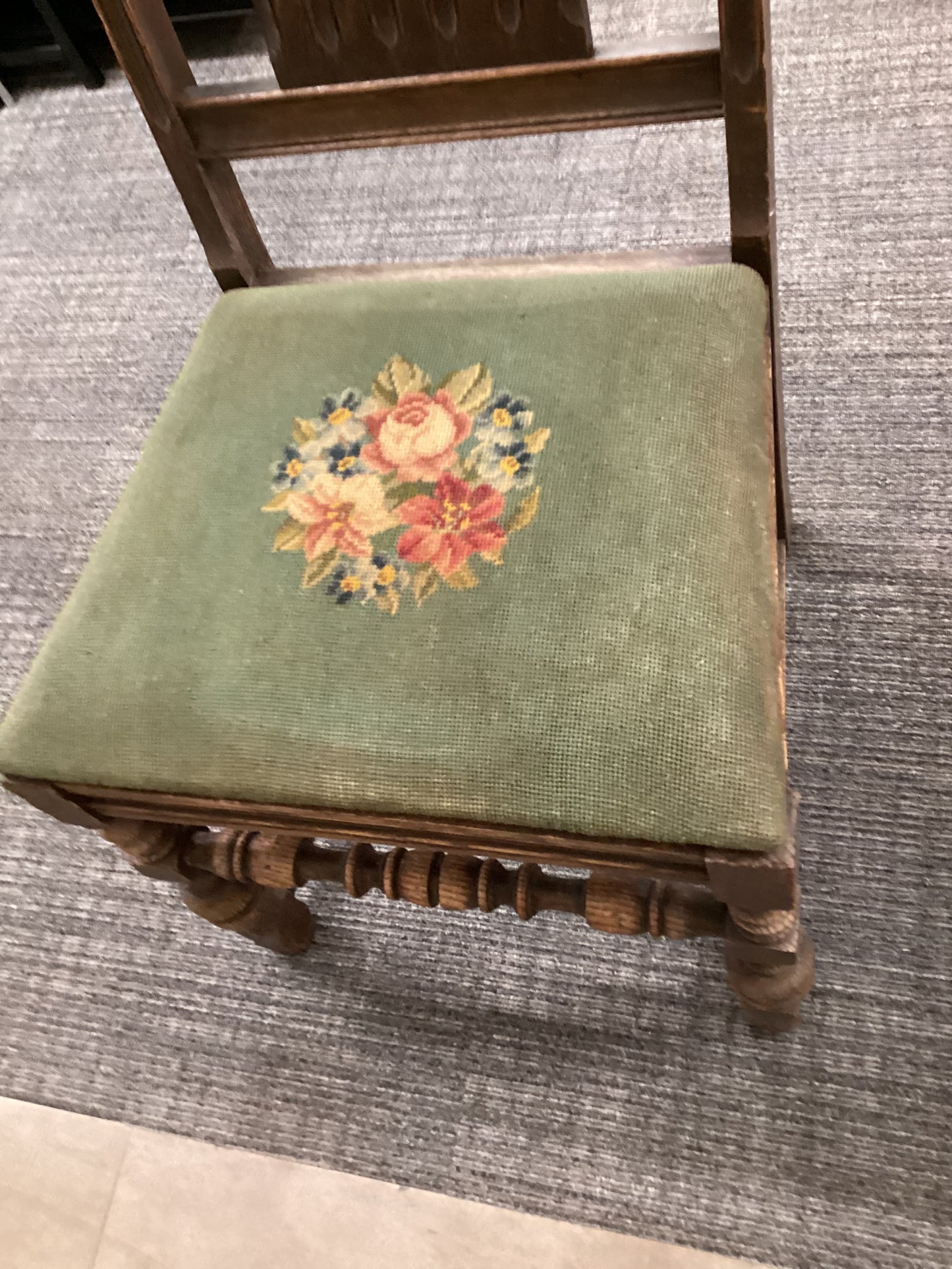 Vintage Draw Leaf Dining Set