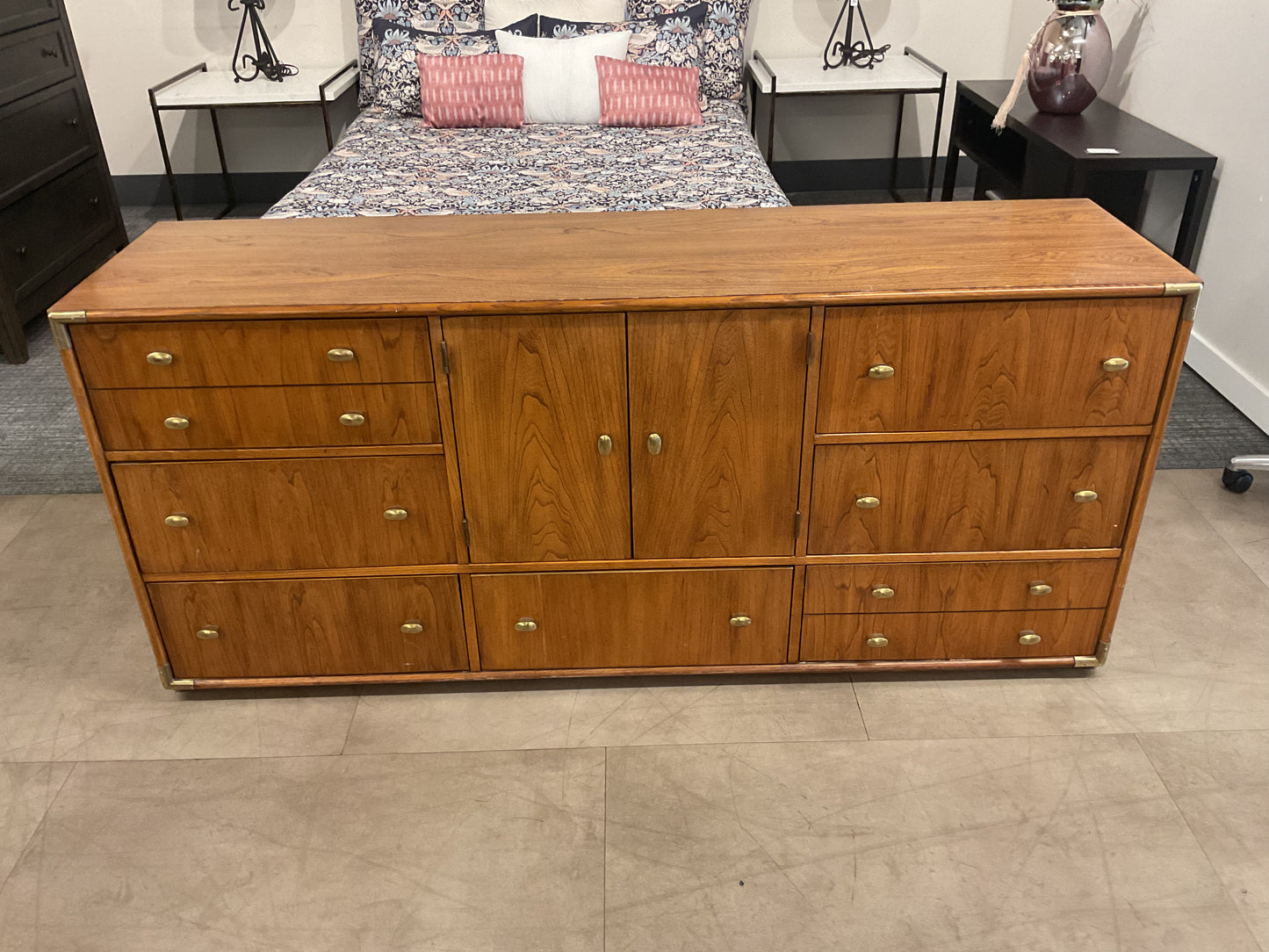 Storage Solution Dresser