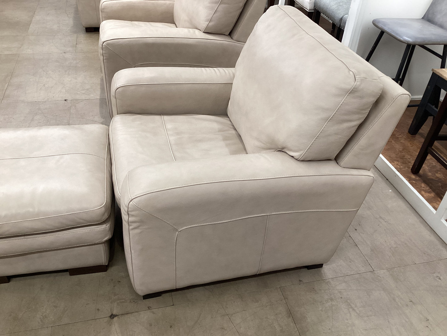 Stretch Out Chair